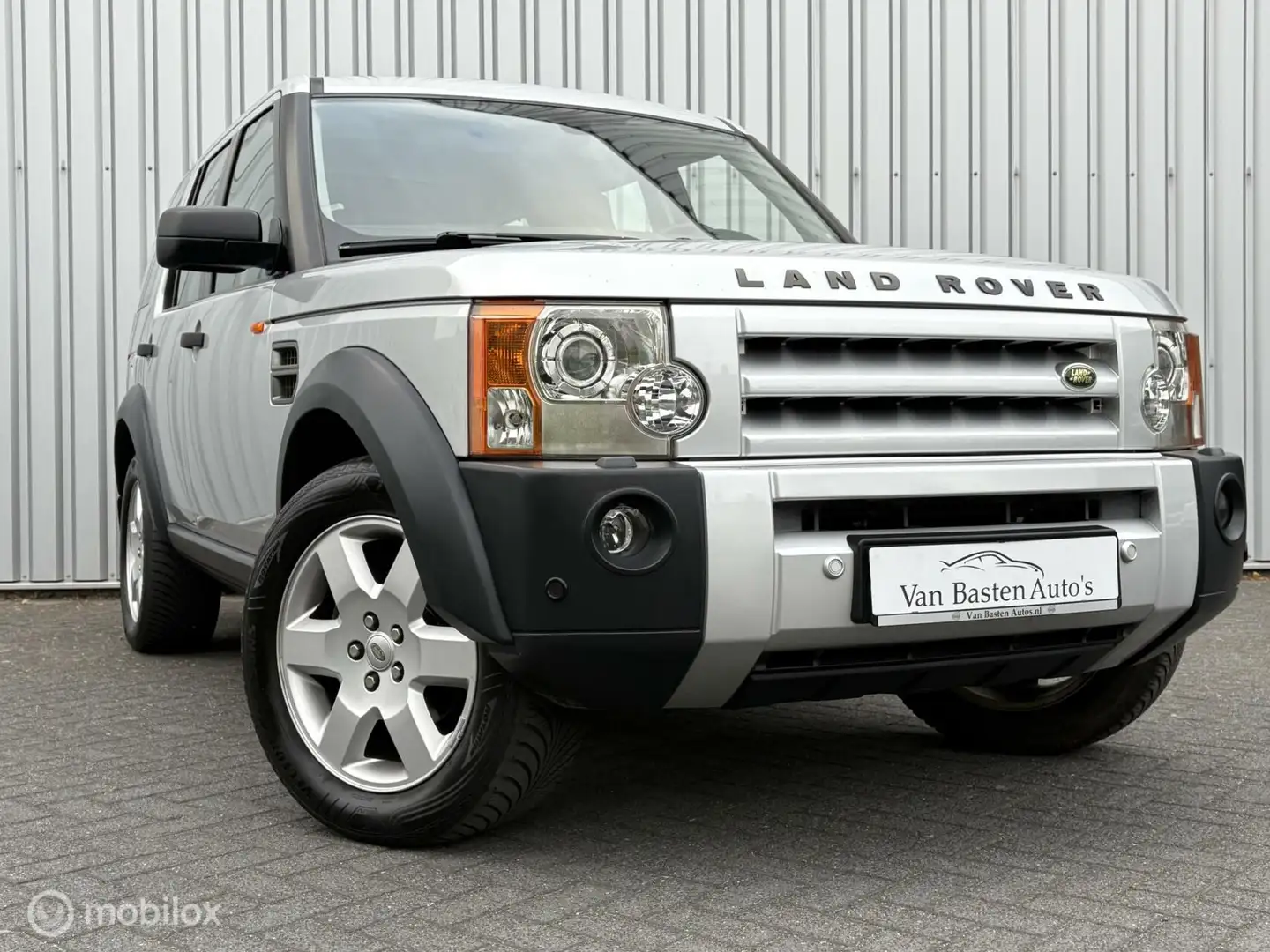 Land Rover Discovery 2.7 TdV6 HSE | Aut | Youngtimer | 05 | 171dkm | Vo Сірий - 1