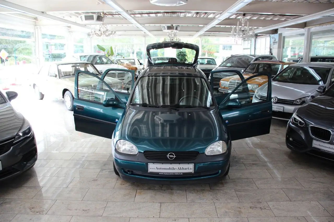 Opel Corsa B 1.2 16V CITY *Schiebedach*, foto 8