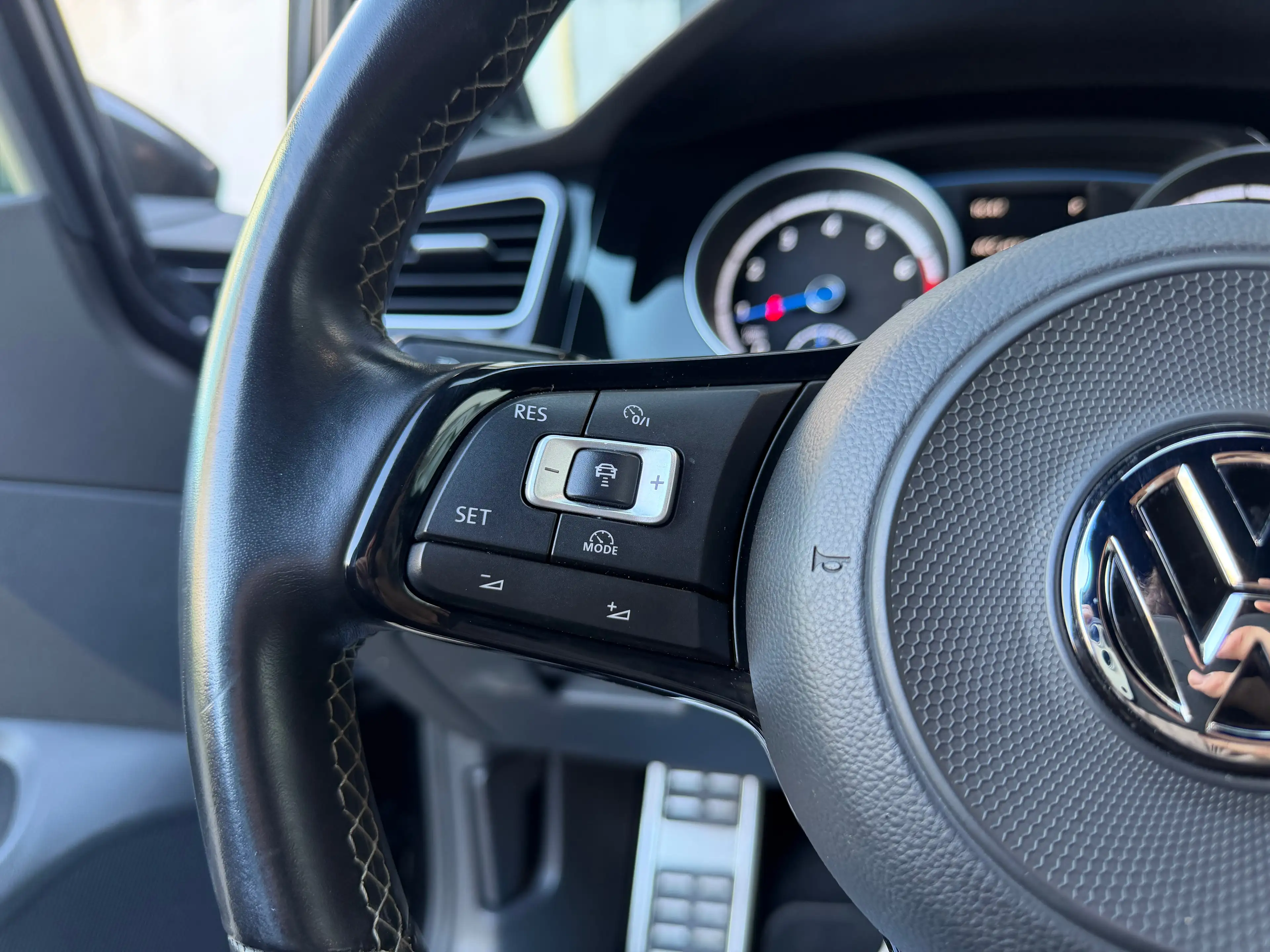 Volkswagen Golf R 7.5 R * FACELIFT *ETAT SHOWROOM* CARPLAY* DYNAUDIO — photo 11