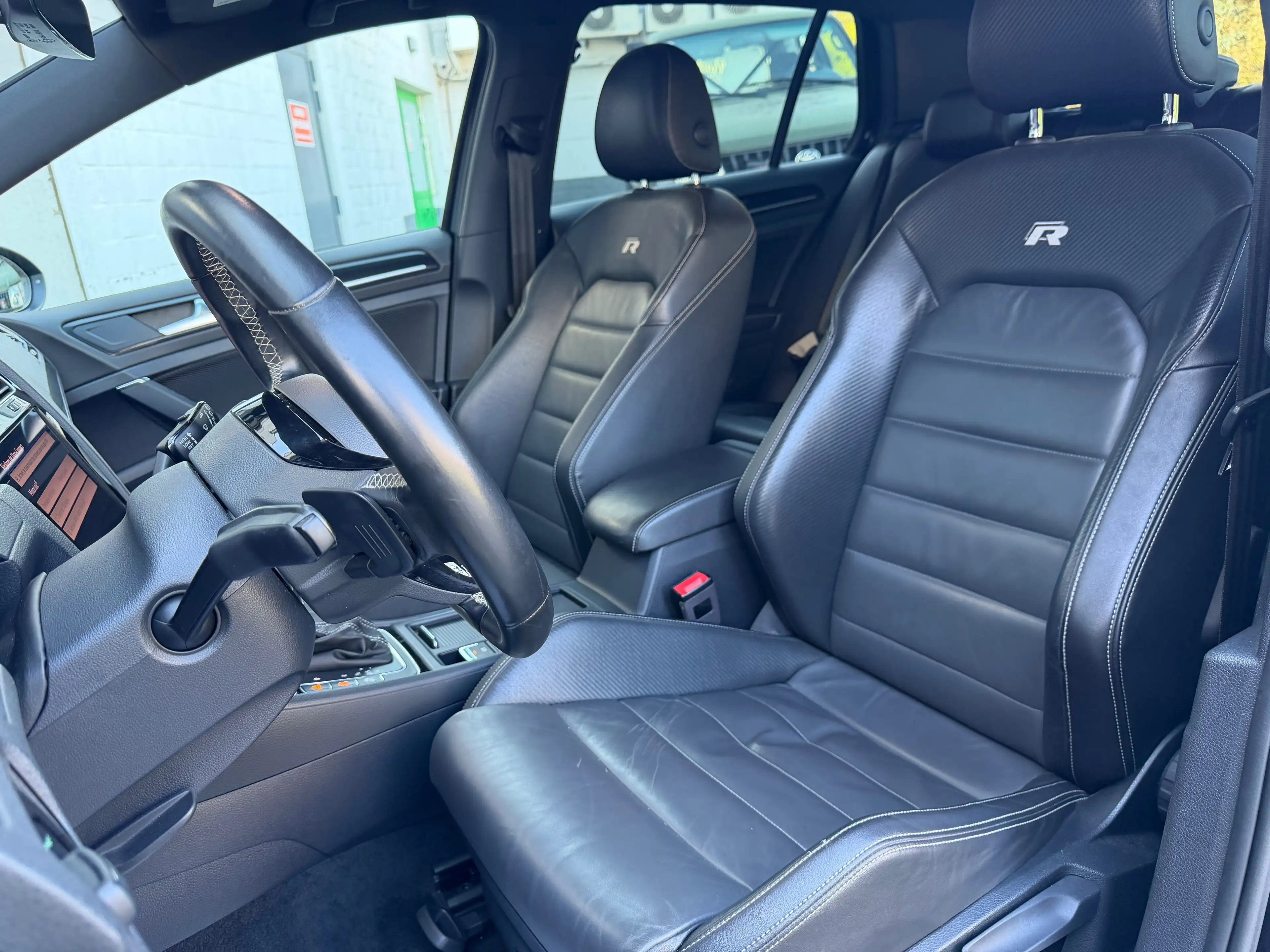 Volkswagen Golf R 7.5 R * FACELIFT *ETAT SHOWROOM* CARPLAY* DYNAUDIO — photo 8