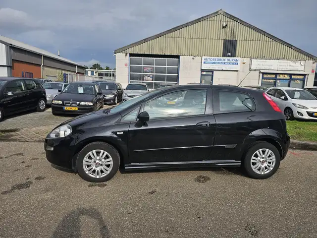Fiat Punto Evo view 6