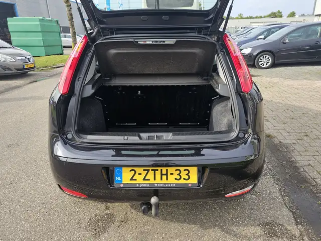 Fiat Punto Evo view 14