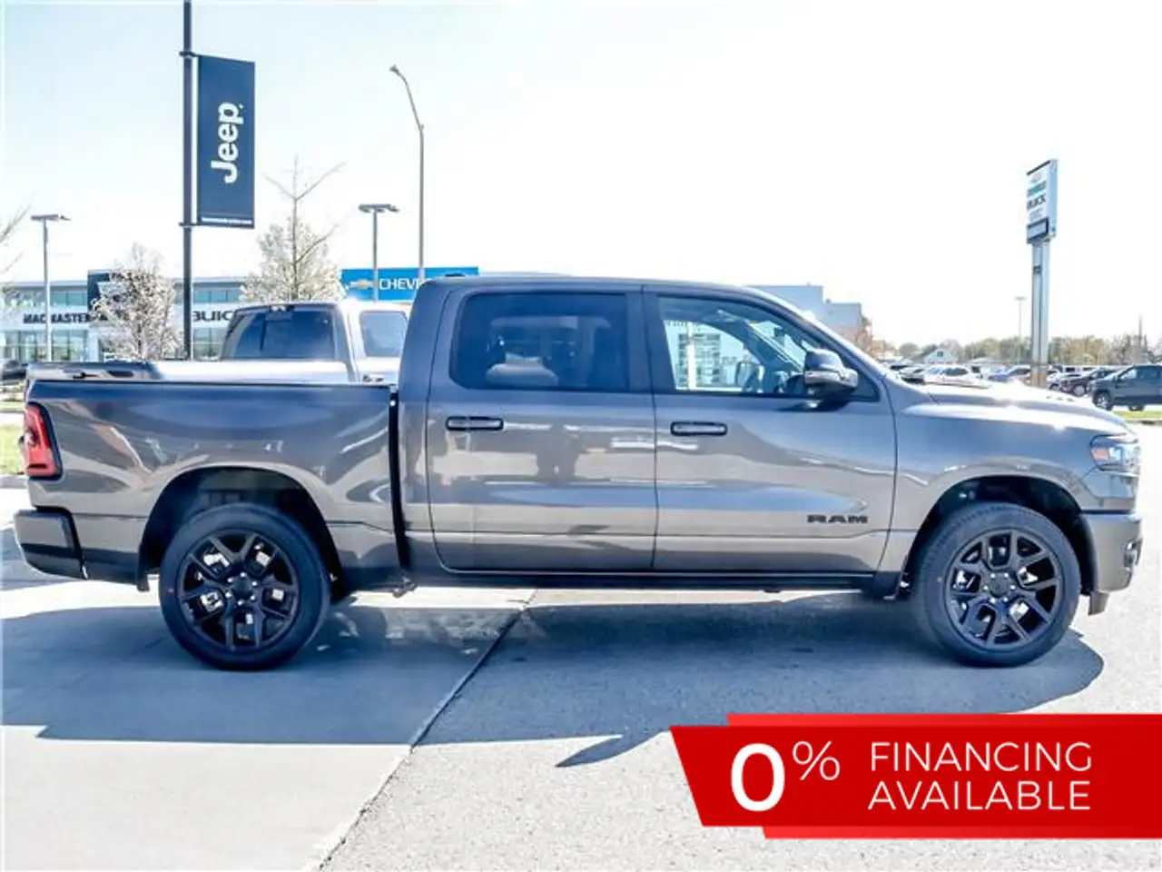 RAM 1500 снимка RAM 1500