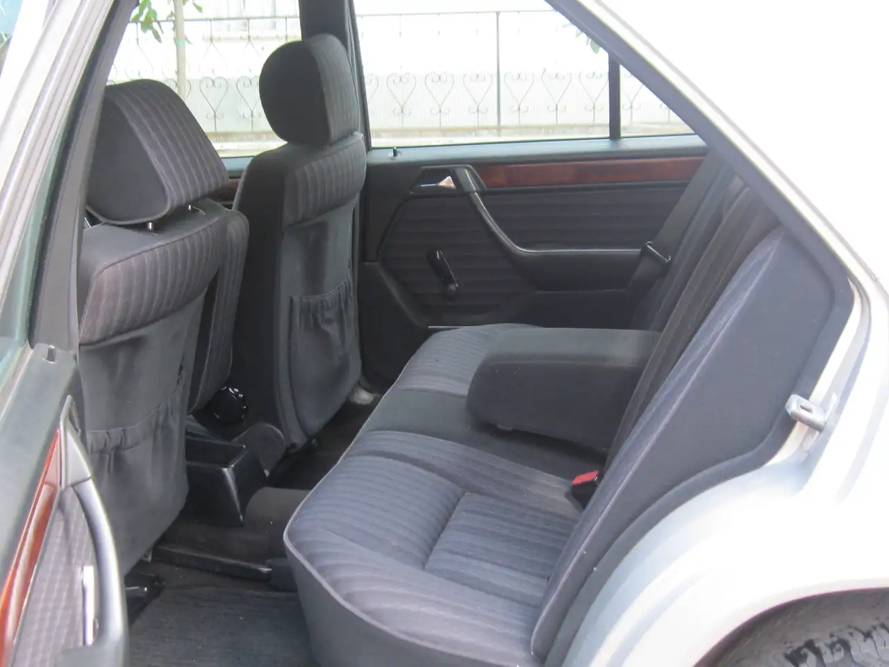 Mercedes-Benz E 200 E (124) 200 E, foto 6