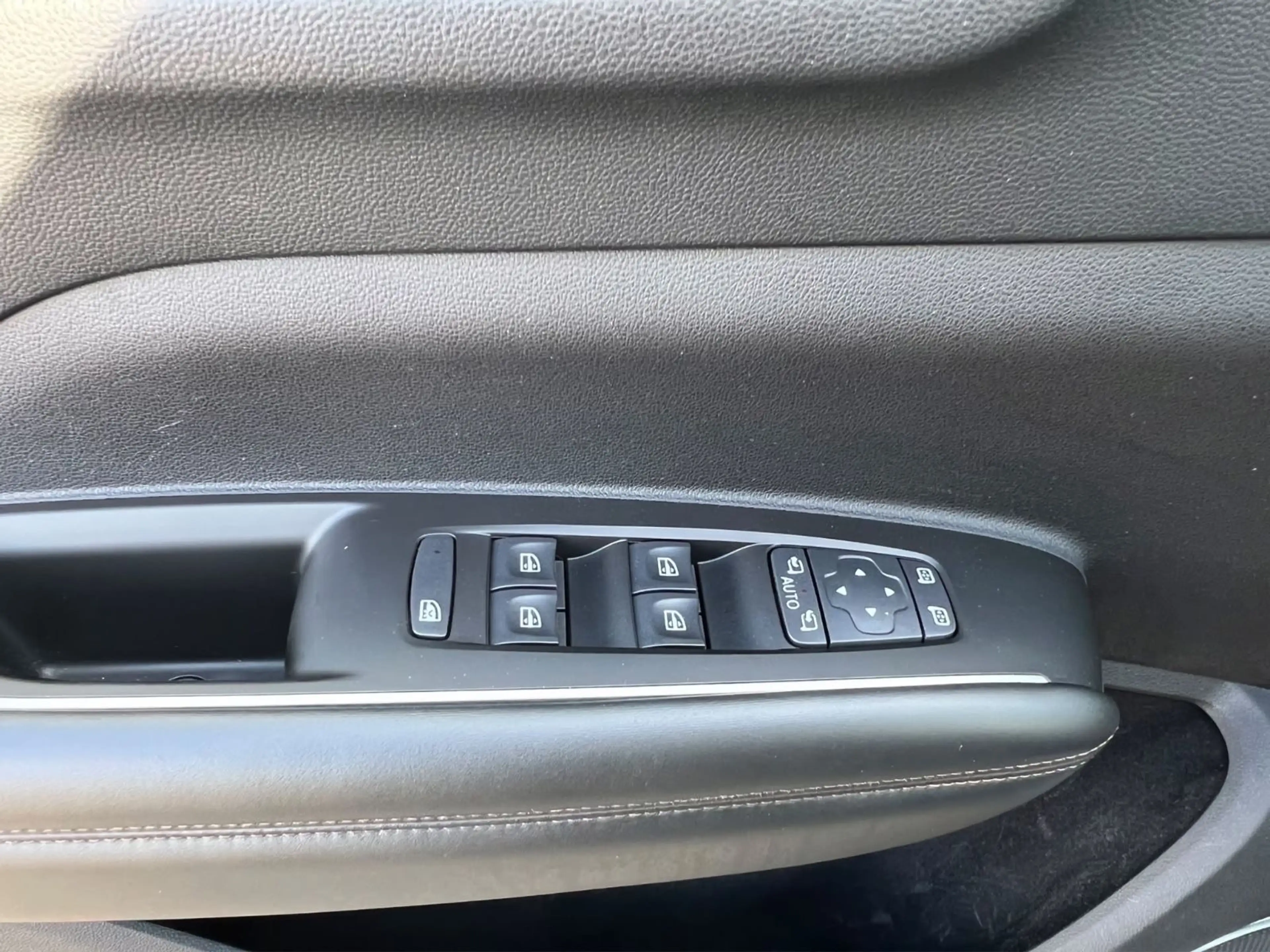 Renault Koleos Initiale Paris4x4,SHZ,NAVI,LEDER,PANO,LHZ — photo 15