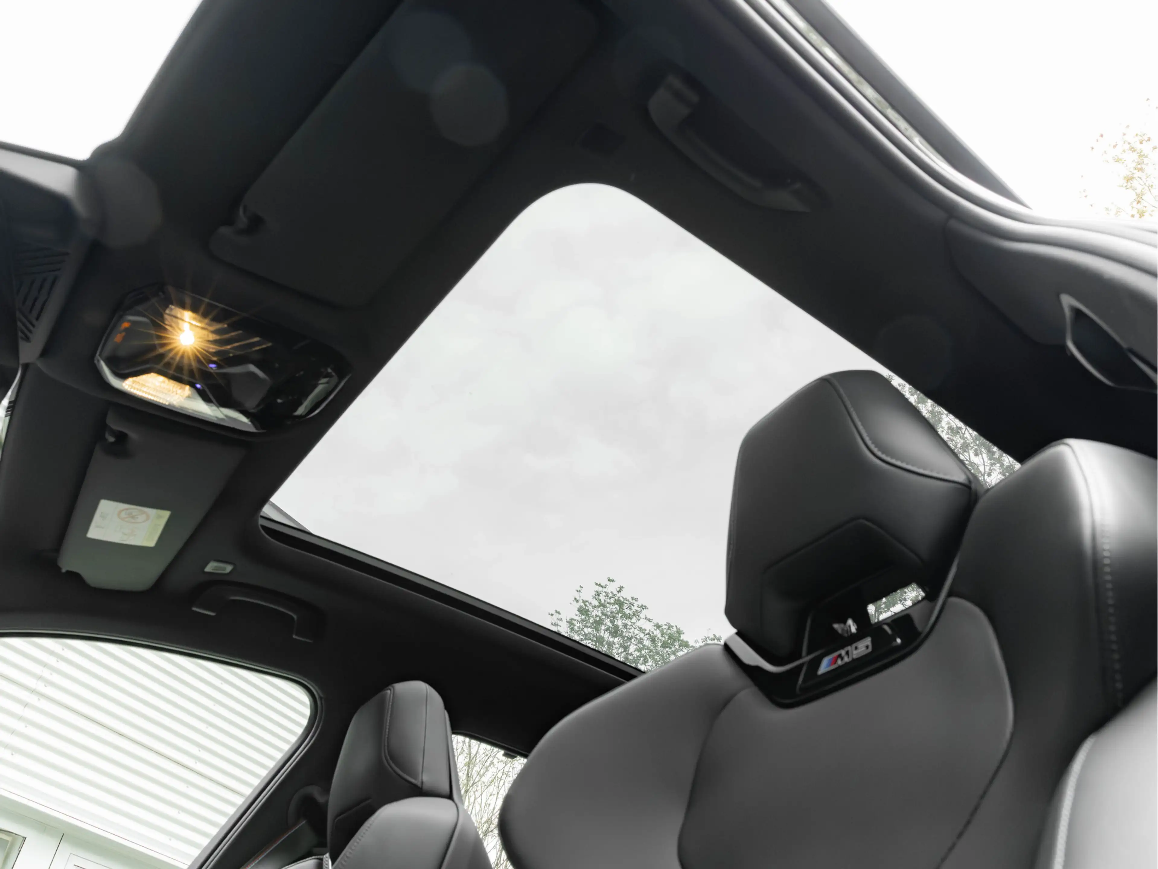 BMW M5 5-serie Touring - Pano - Stoelventilatie - M-Drive — photo 4
