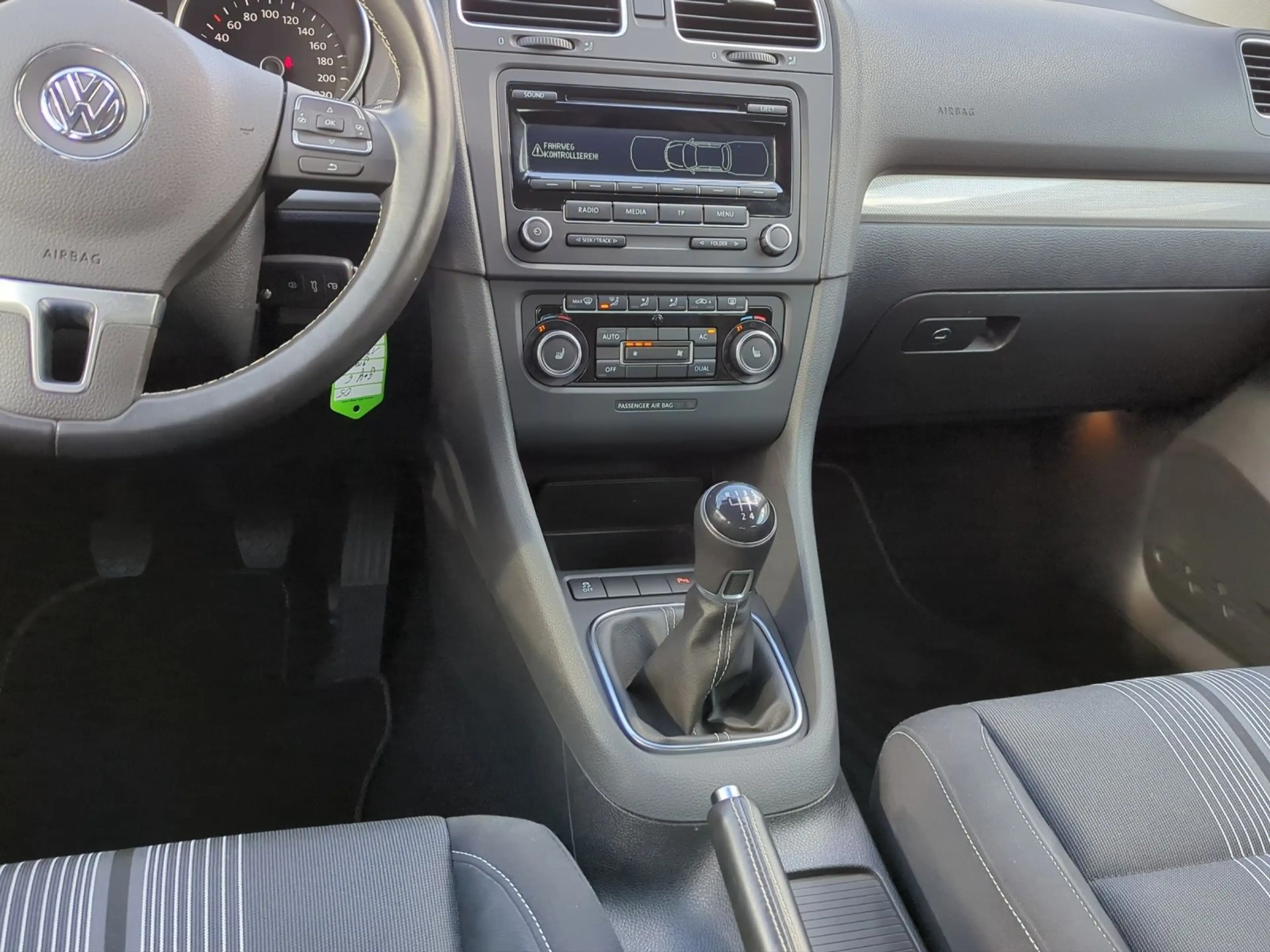 Volkswagen Golf VI 1.2 TSI Match — photo 5
