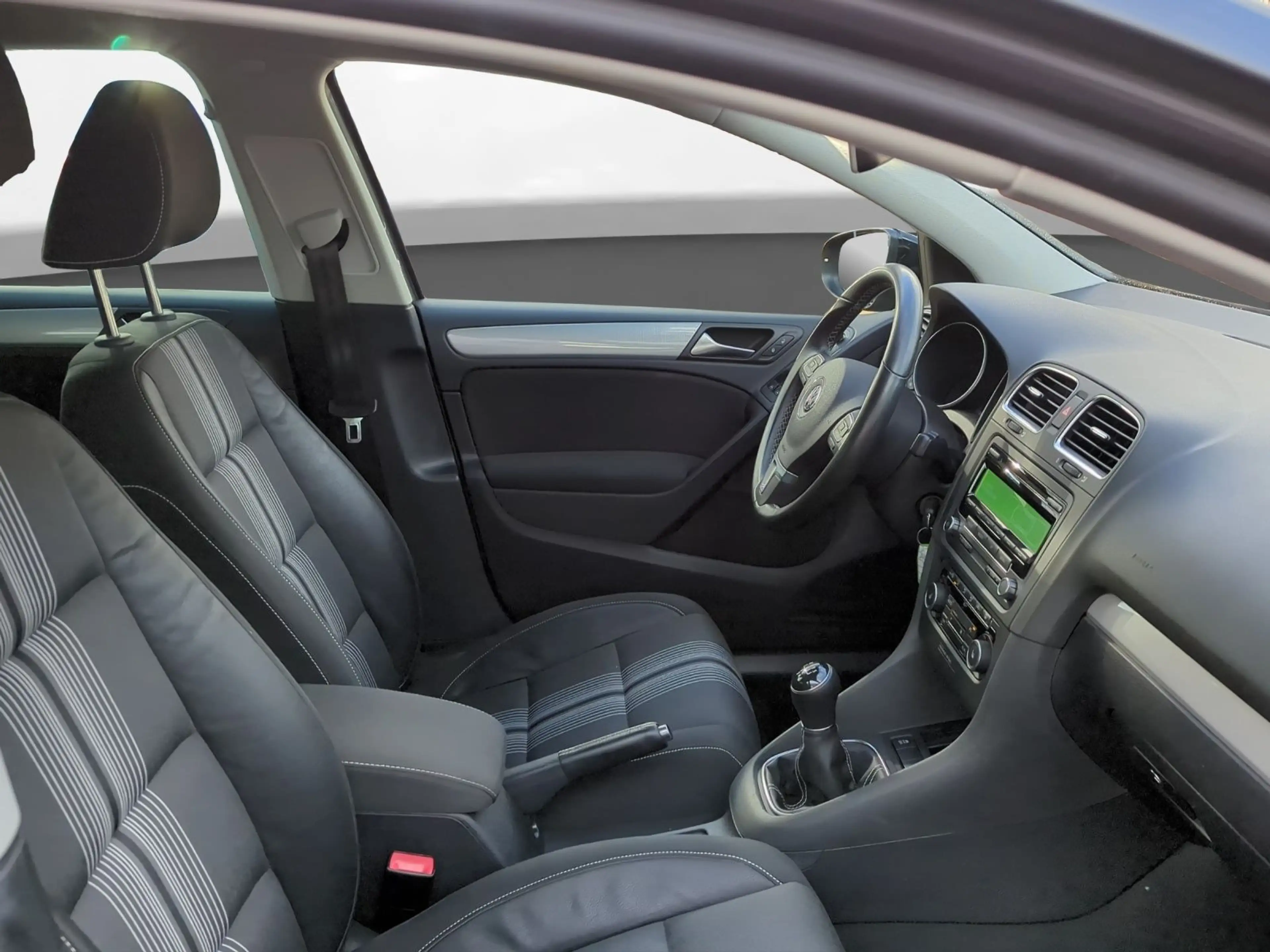 Volkswagen Golf VI 1.2 TSI Match — photo 10