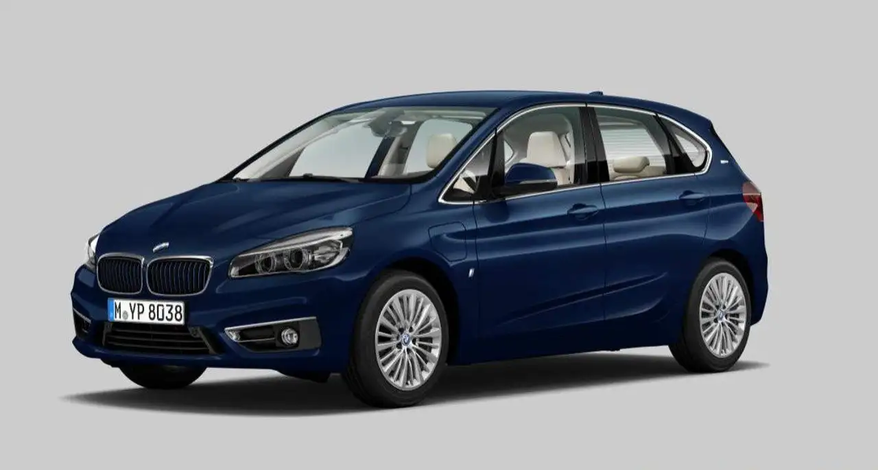 BMW 225