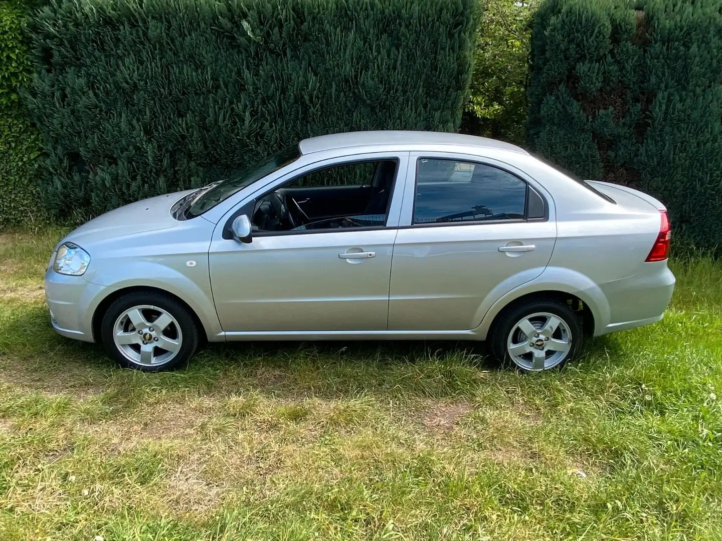 Chevrolet Aveo Aveo 1.4 LT Срібний - 1