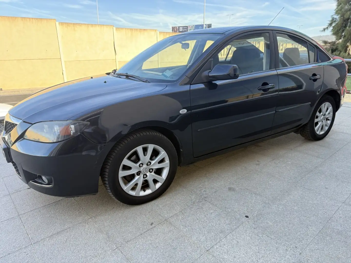 Mazda 3 1.6 Active+ - 2