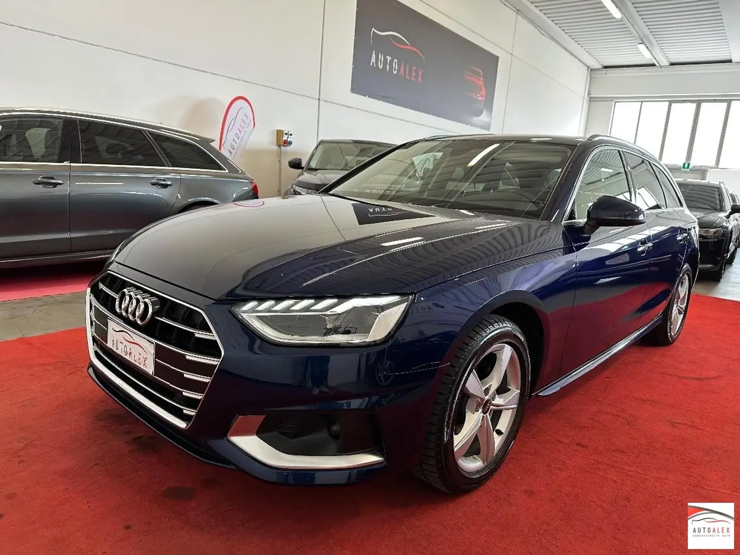 Audi A4 Avant 40 2.0 tdi Business quattro 190cv s-tronic Bleu - 1
