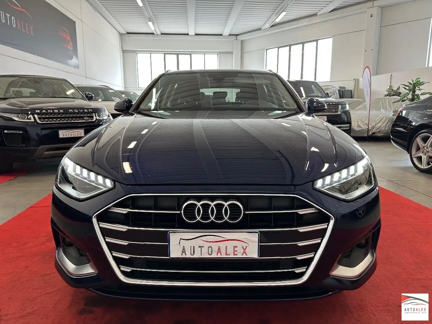 Audi A4 Avant 40 2.0 tdi Business quattro 190cv s-tronic Bleu - 2