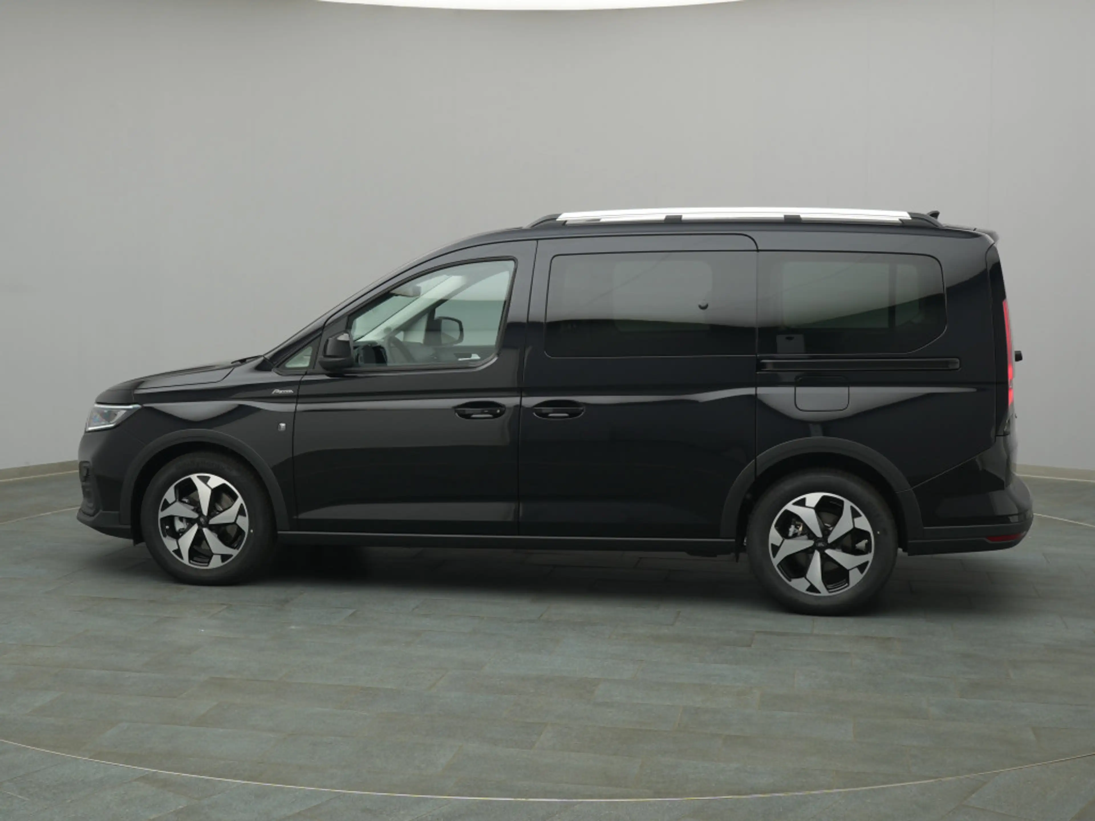 Ford Tourneo Grand Connect Active 122PS Aut. -14%* — photo 3