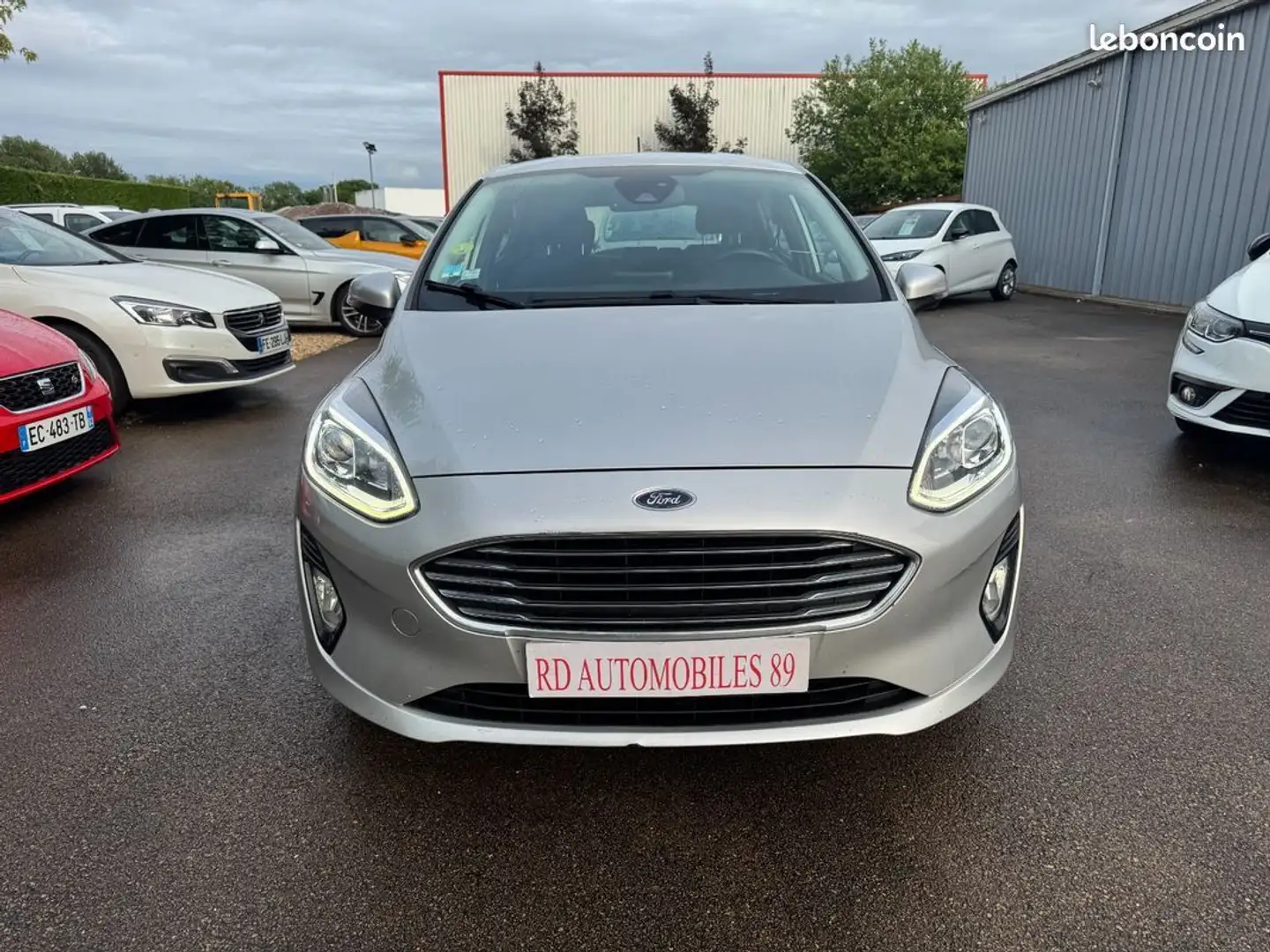 Ford Fiesta 1.5 TDCI 85 CH Titanium X Gris - 2