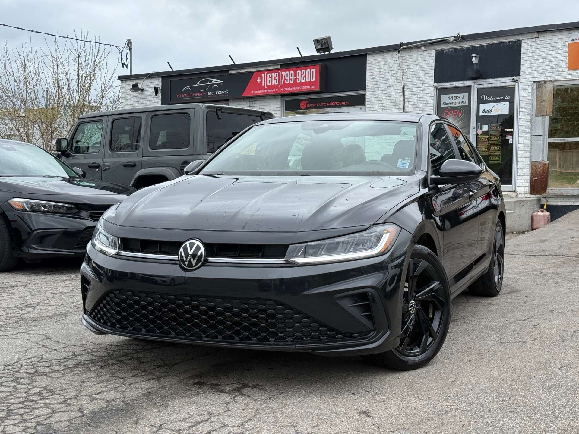 2025 Volkswagen Jetta Comfortline Sport | Sunroof | Wireless Carplay & C — снимка 1