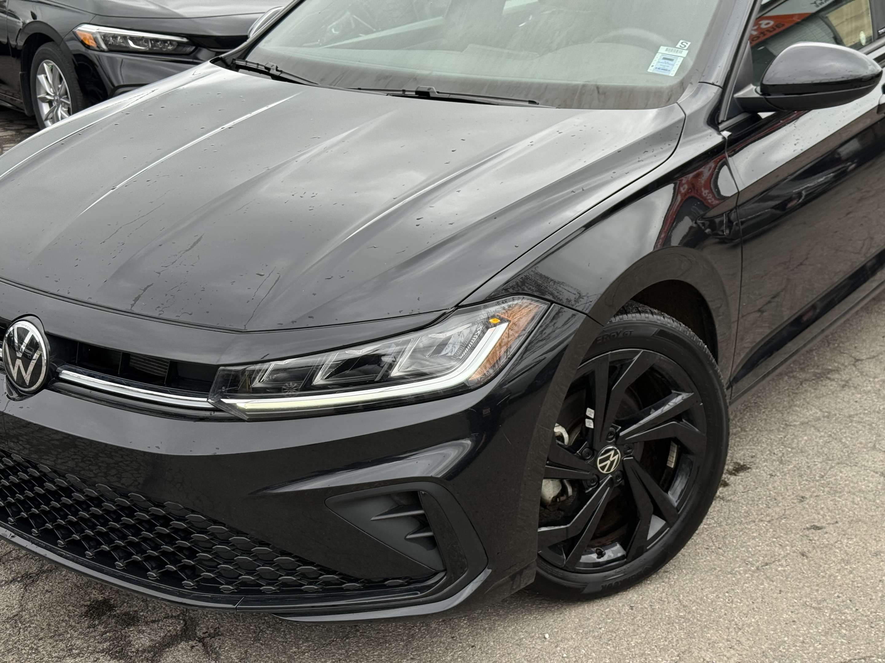 2025 Volkswagen Jetta Comfortline Sport | Sunroof | Wireless Carplay & C — снимка 1
