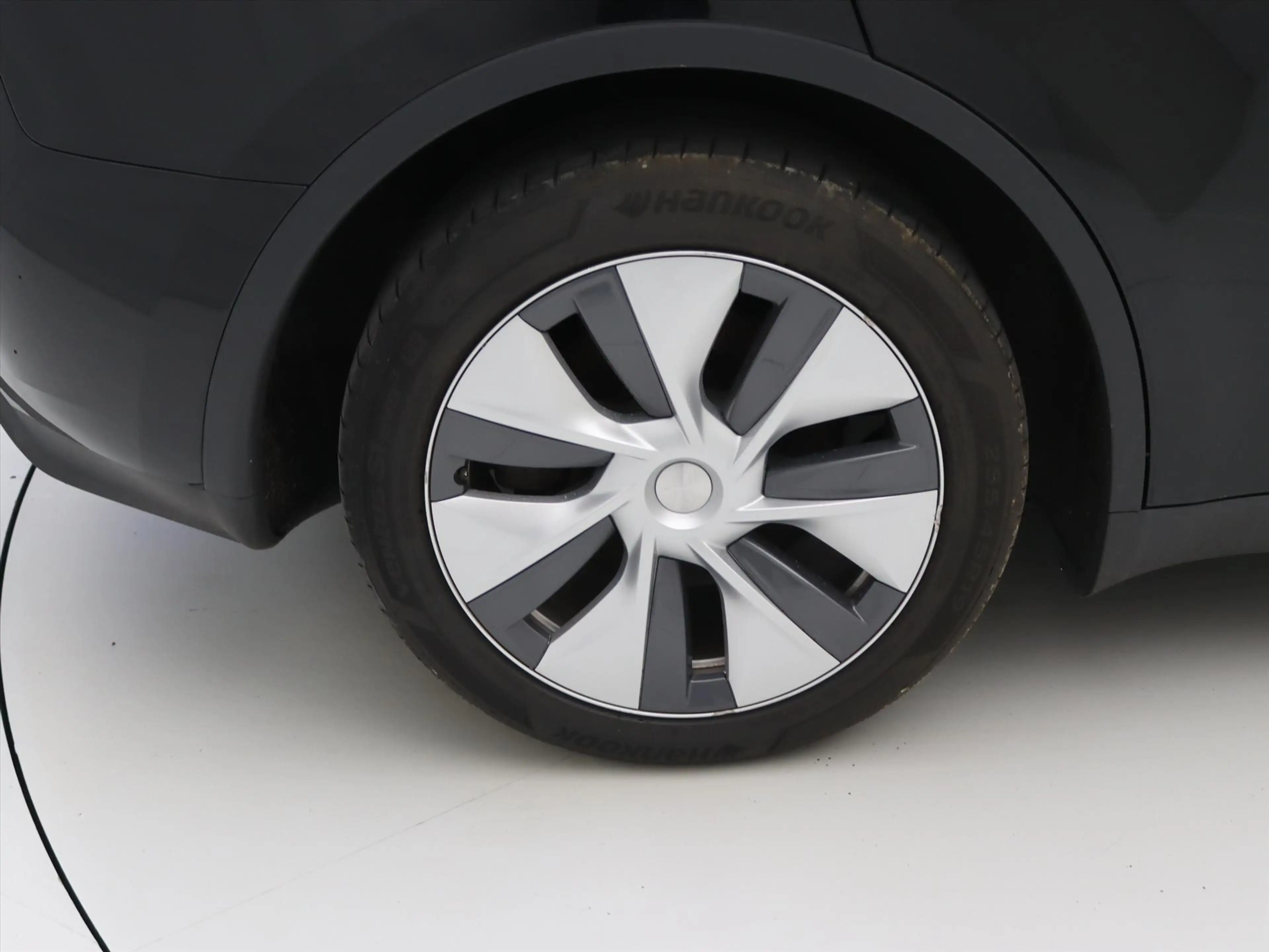 Tesla Model Y Long Range AWD 75kWh 351pk 93.3% SoH [ TREKHAAK+AM — photo 12