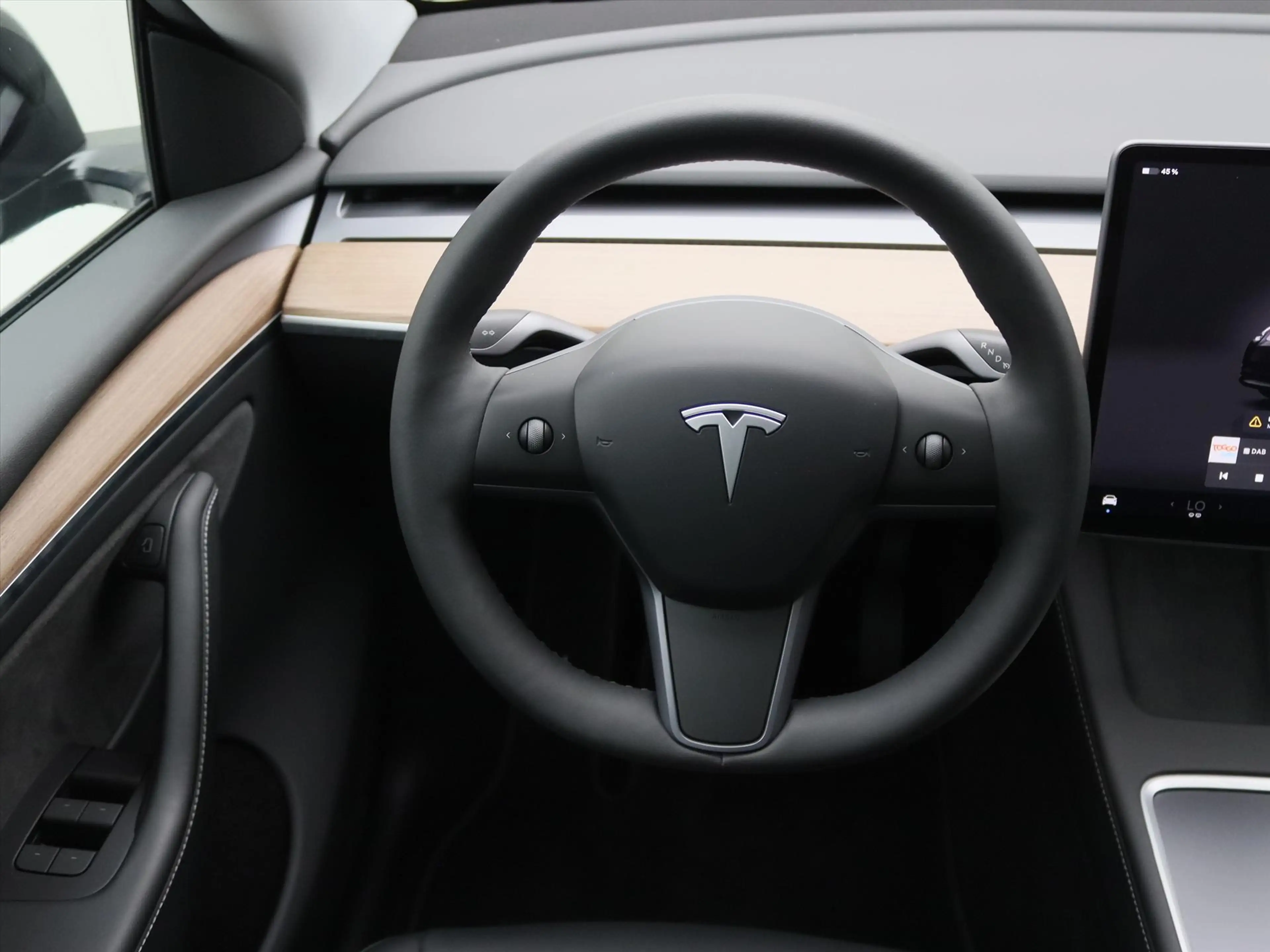 Tesla Model Y Long Range AWD 75kWh 351pk 93.3% SoH [ TREKHAAK+AM — photo 21