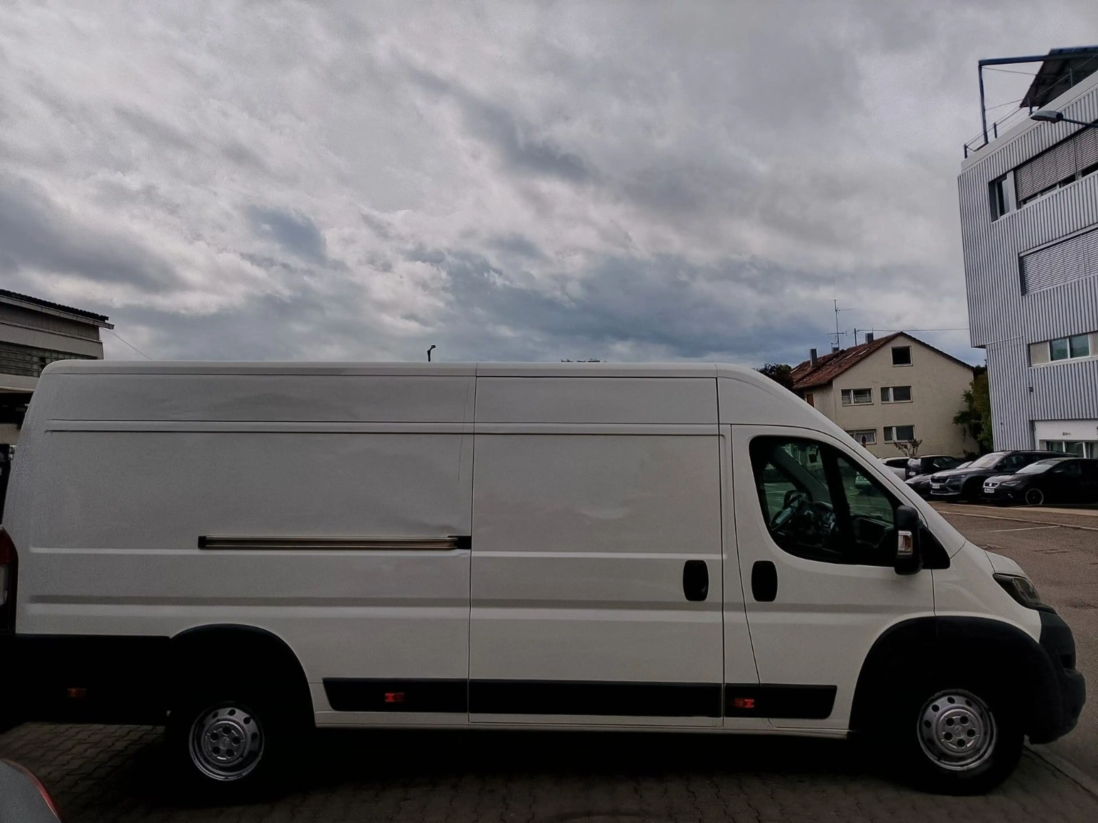 Peugeot Boxer Kasten Hochraum 435 L4H2 Avantage Pro Edit — photo 7