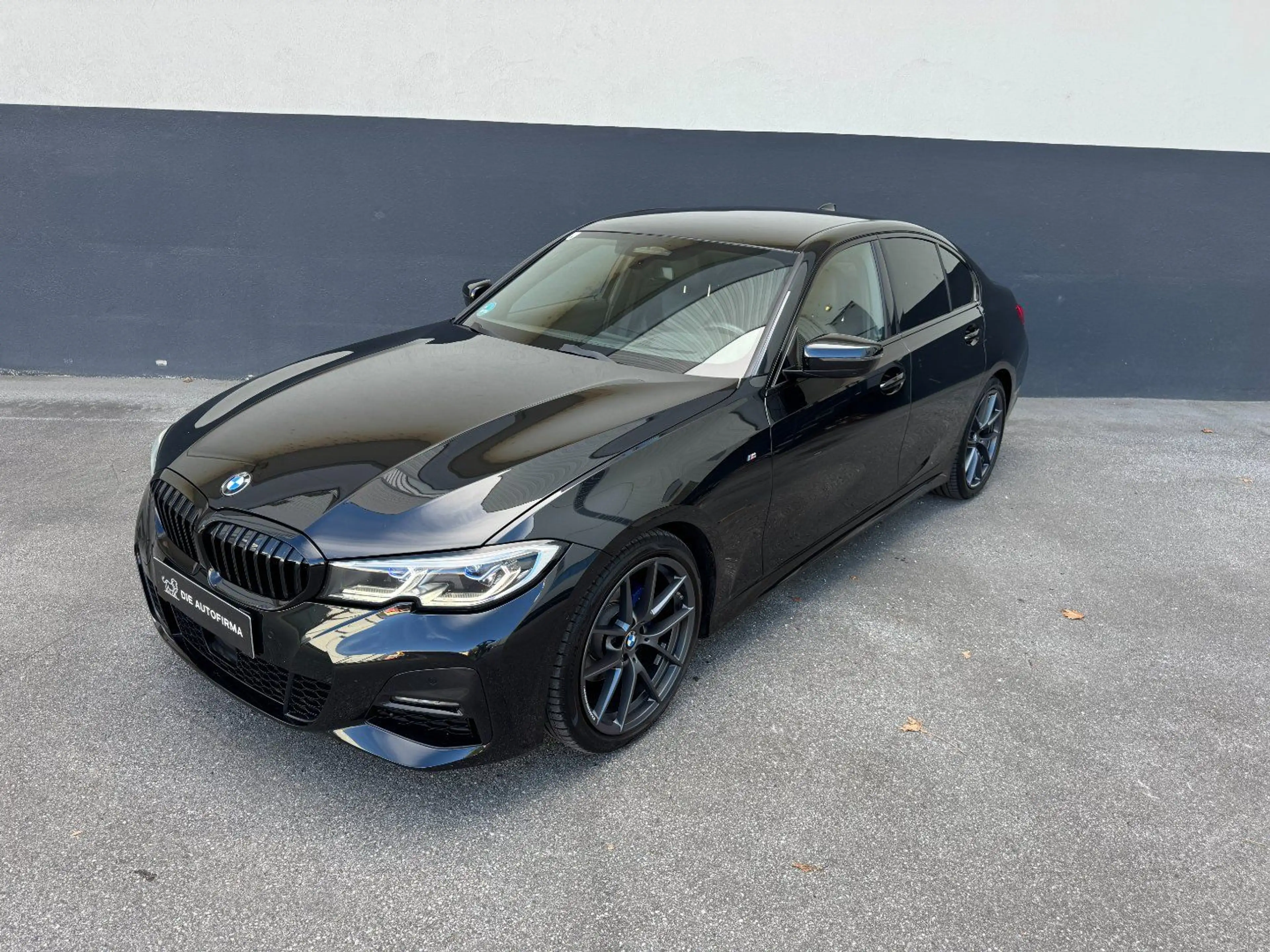 BMW 320 xd**M-Paket**ACC**Harman Kardon**AHK** — photo 5