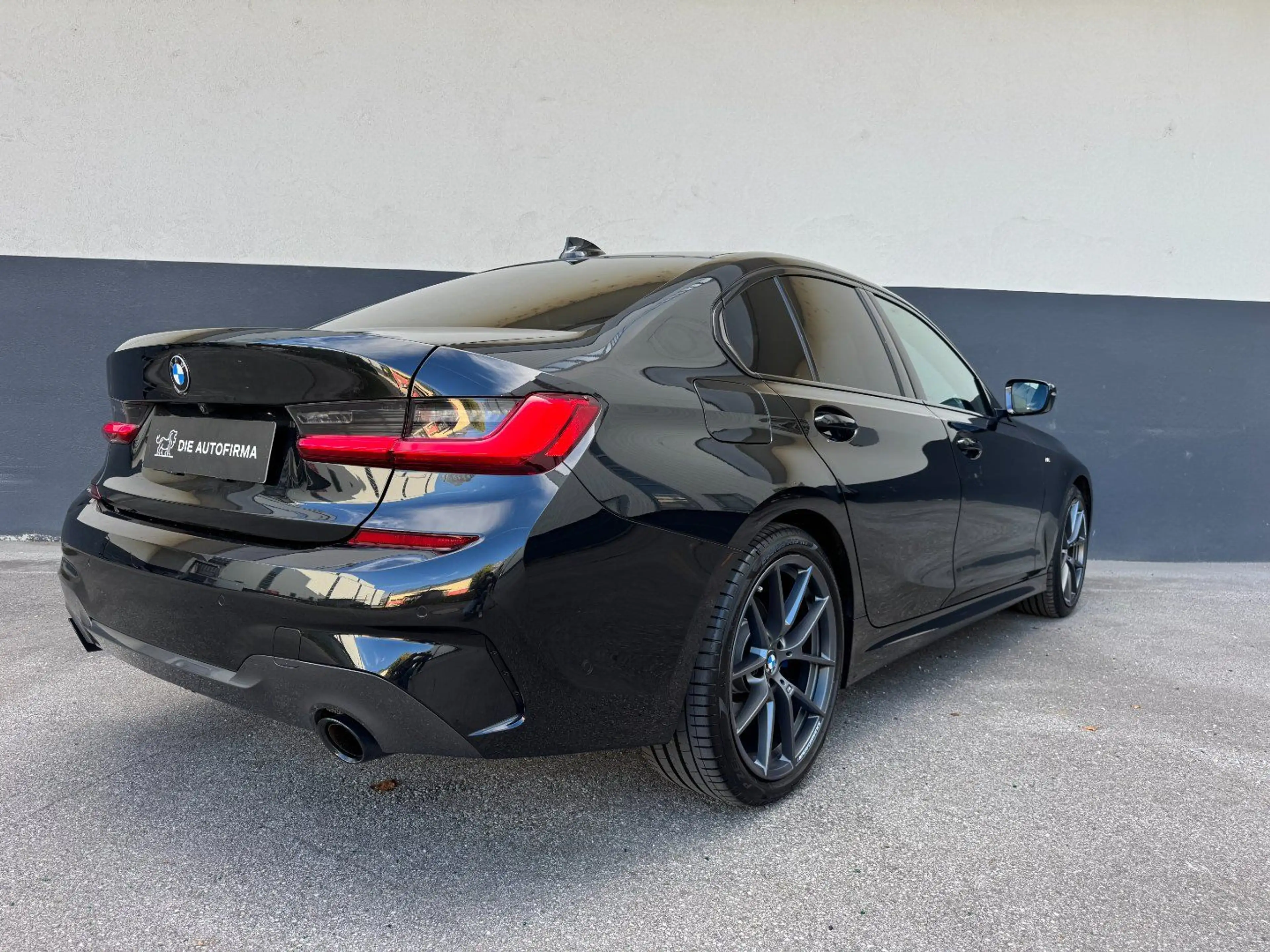BMW 320 xd**M-Paket**ACC**Harman Kardon**AHK** — photo 7