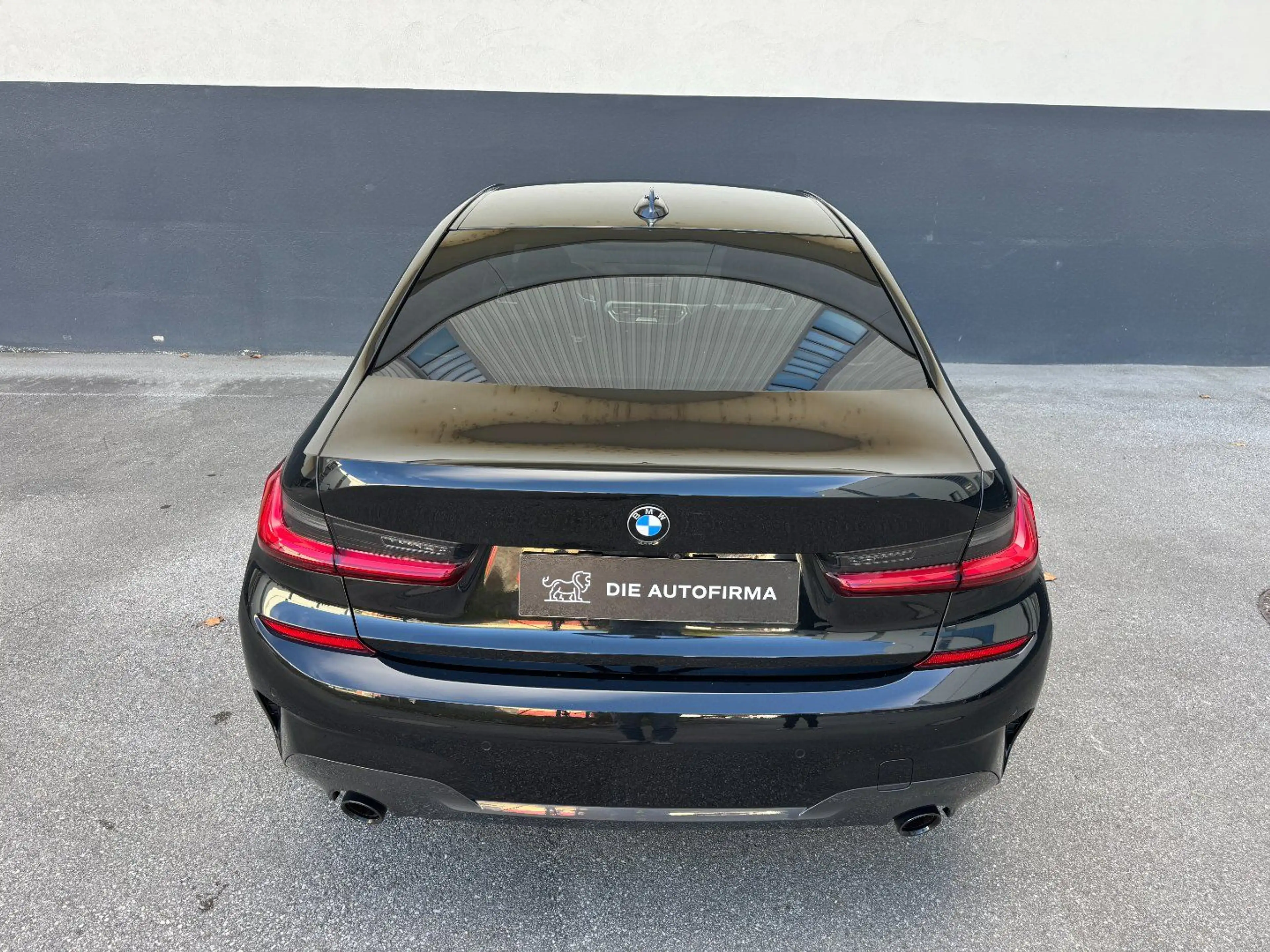 BMW 320 xd**M-Paket**ACC**Harman Kardon**AHK** — photo 4