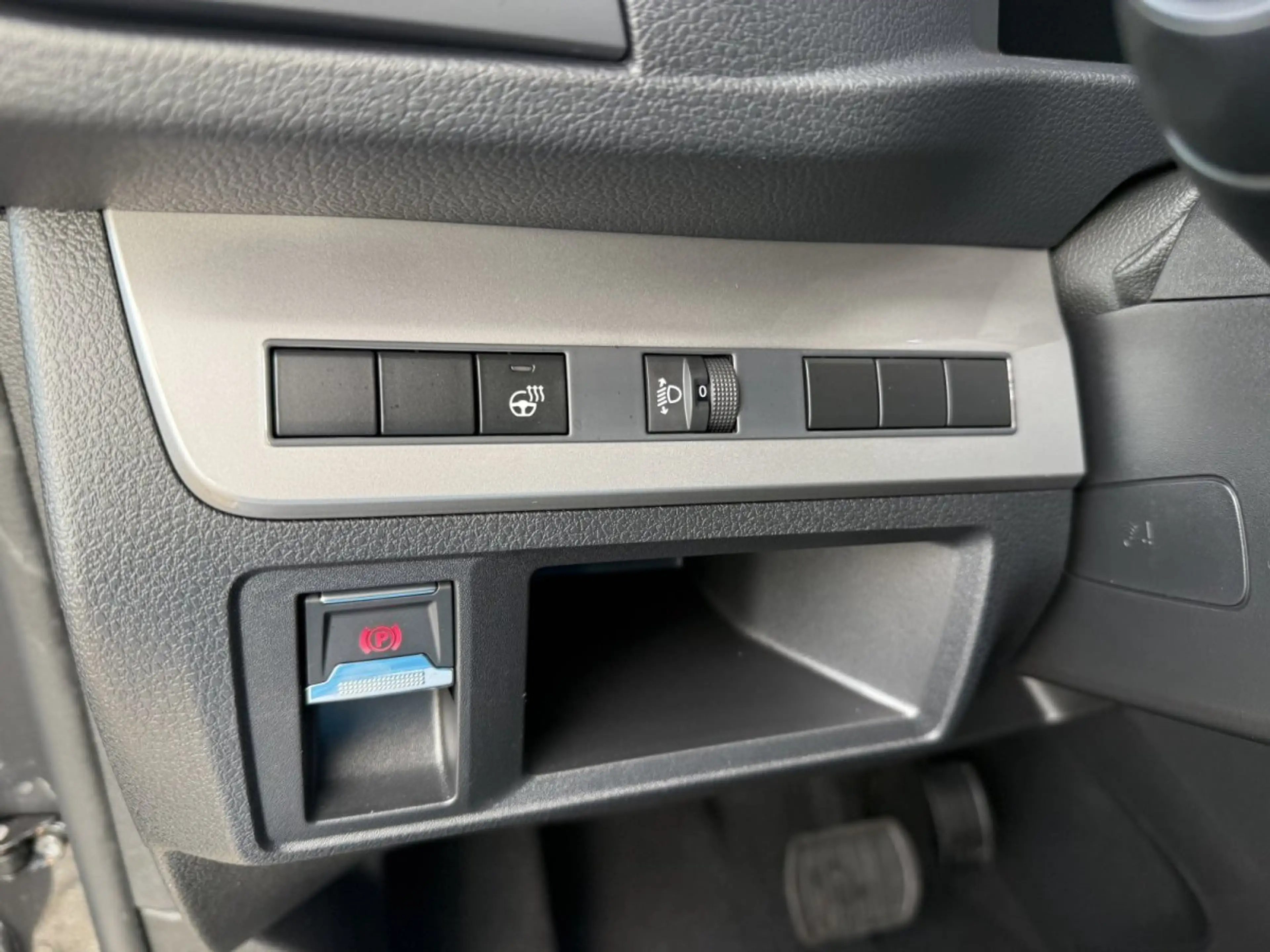 Citroen Spacetourer 2.2 BlueHDI 180 FAP MAX M — photo 15