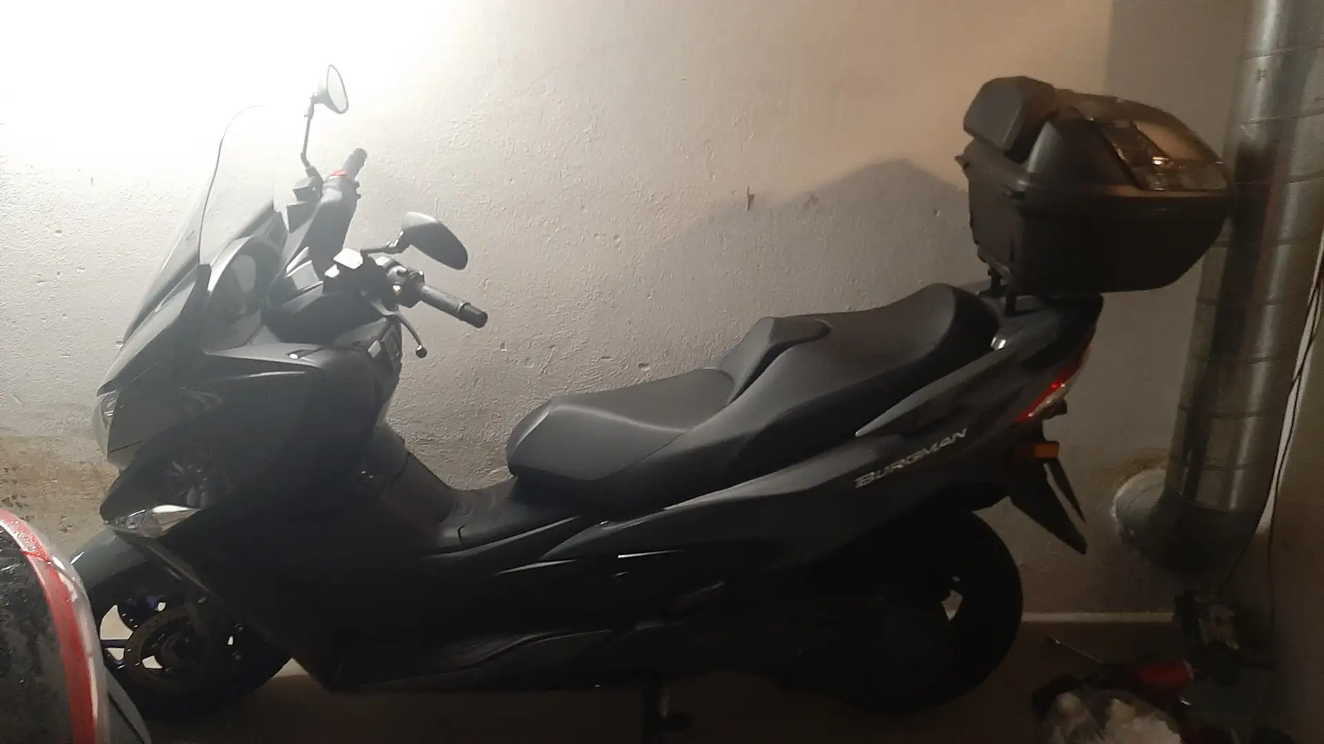 Suzuki Burgman 400 Grigio - 1