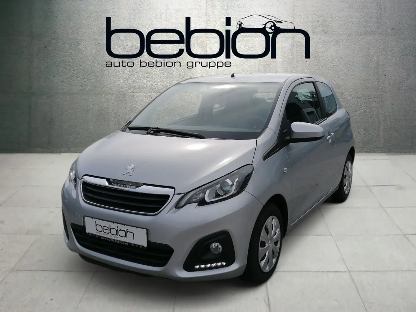 Peugeot 108 1.0 VTi 72 S&S Active Klima DAB Grau - 1