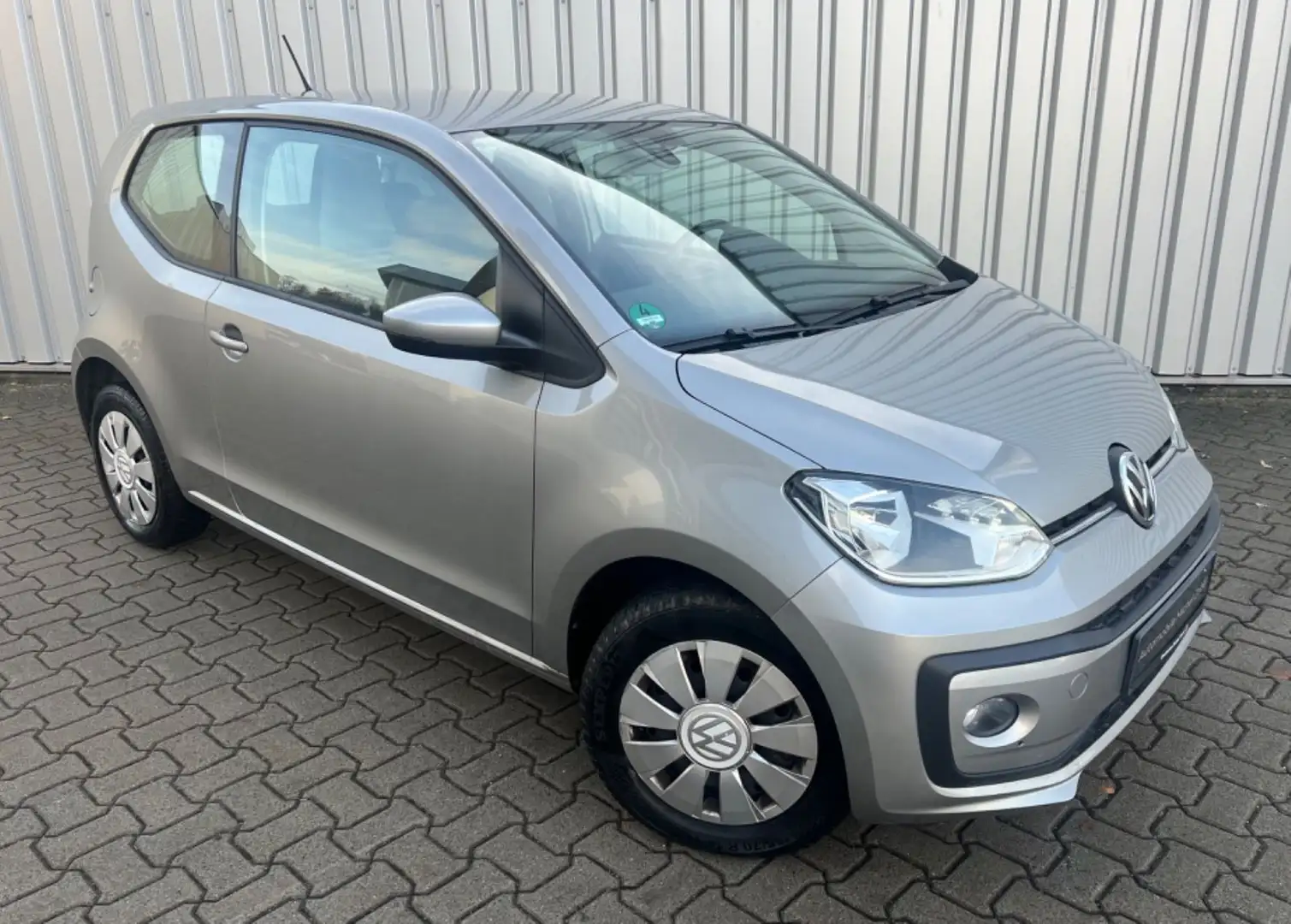 Volkswagen up! *move up!*EcoFuel*Klima*Sitzh*Tempo*USB* Silber - 1