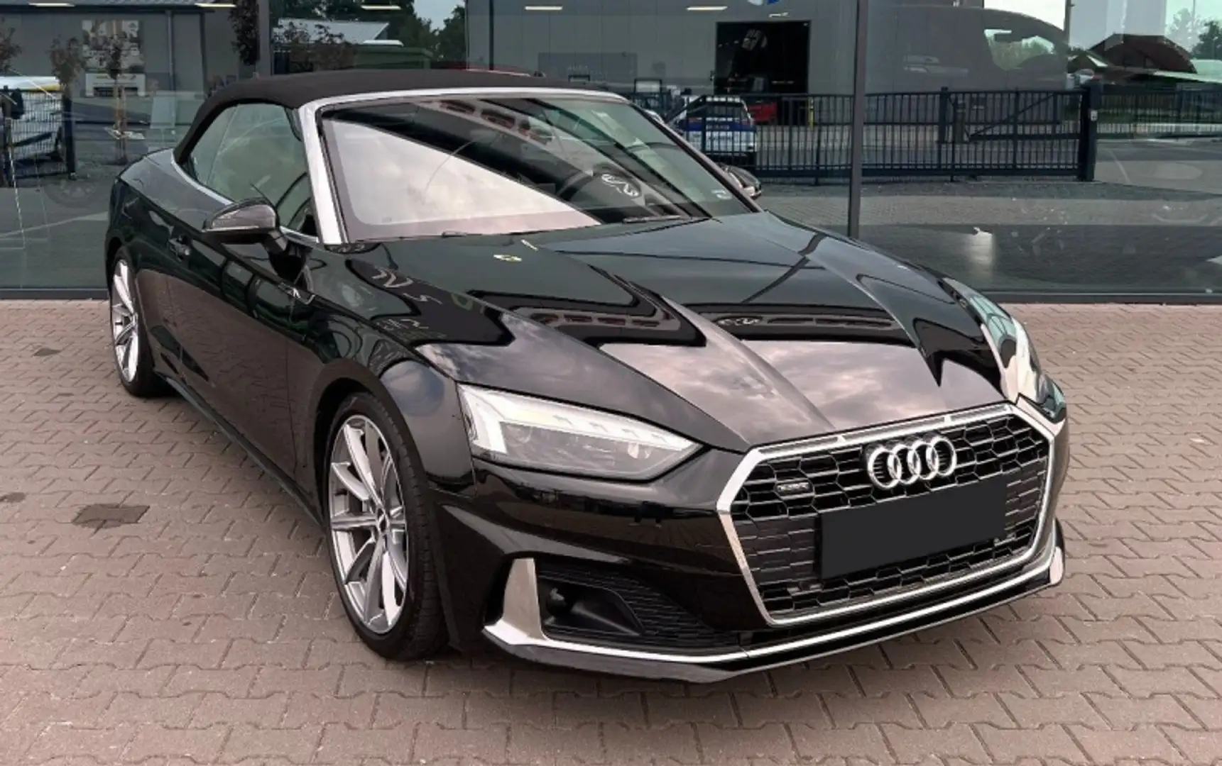 Audi A5 Cabrio 40 TDI quattro S tronic S line edition Nero - 2