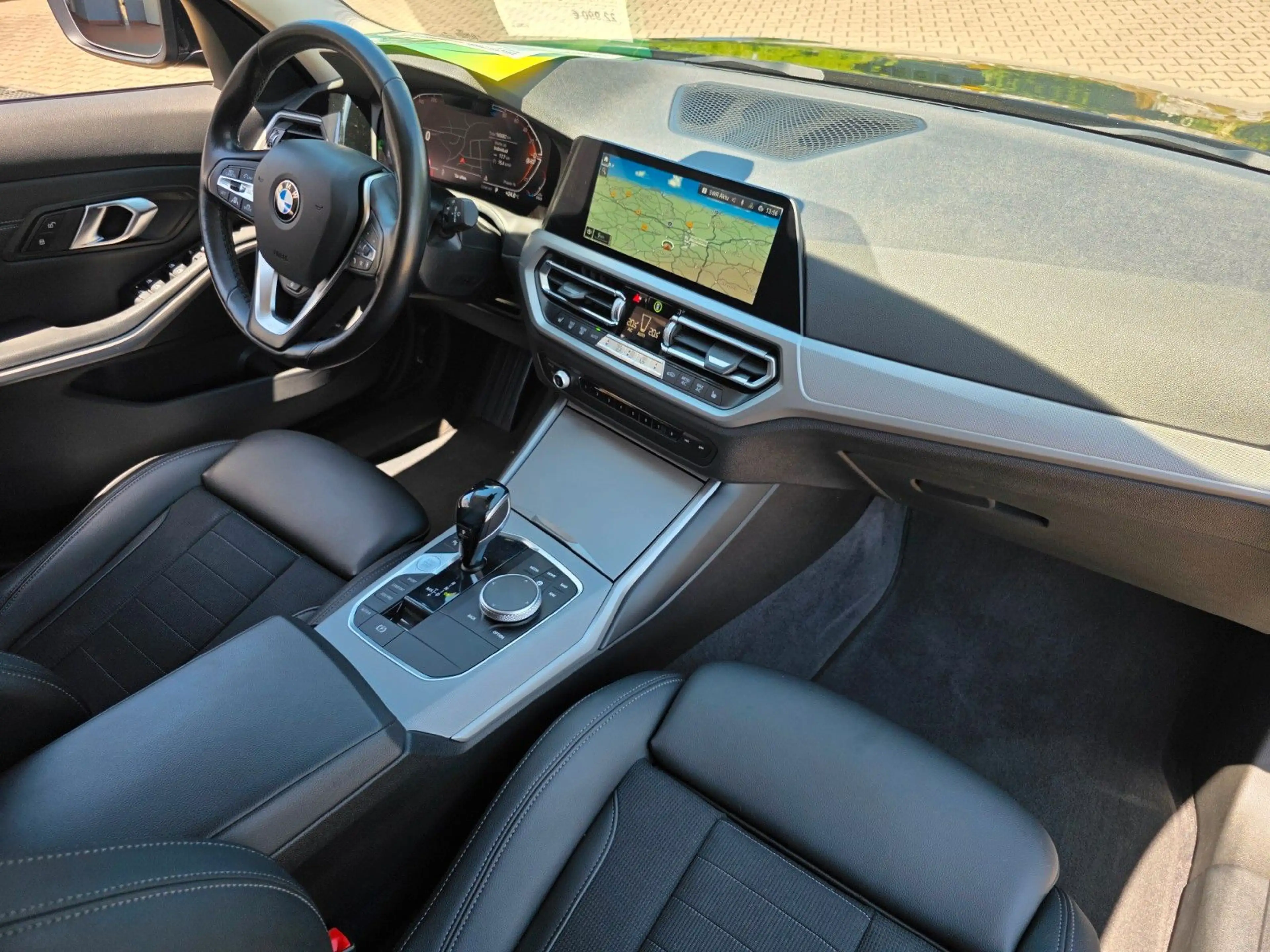 BMW 320 d xDrive Automatik/ACC/LED/Kamera — photo 2