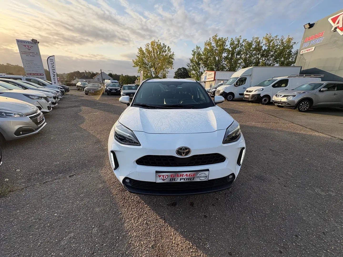 Toyota Yaris Cross 130H DESIGN MY25 Blanc - 2