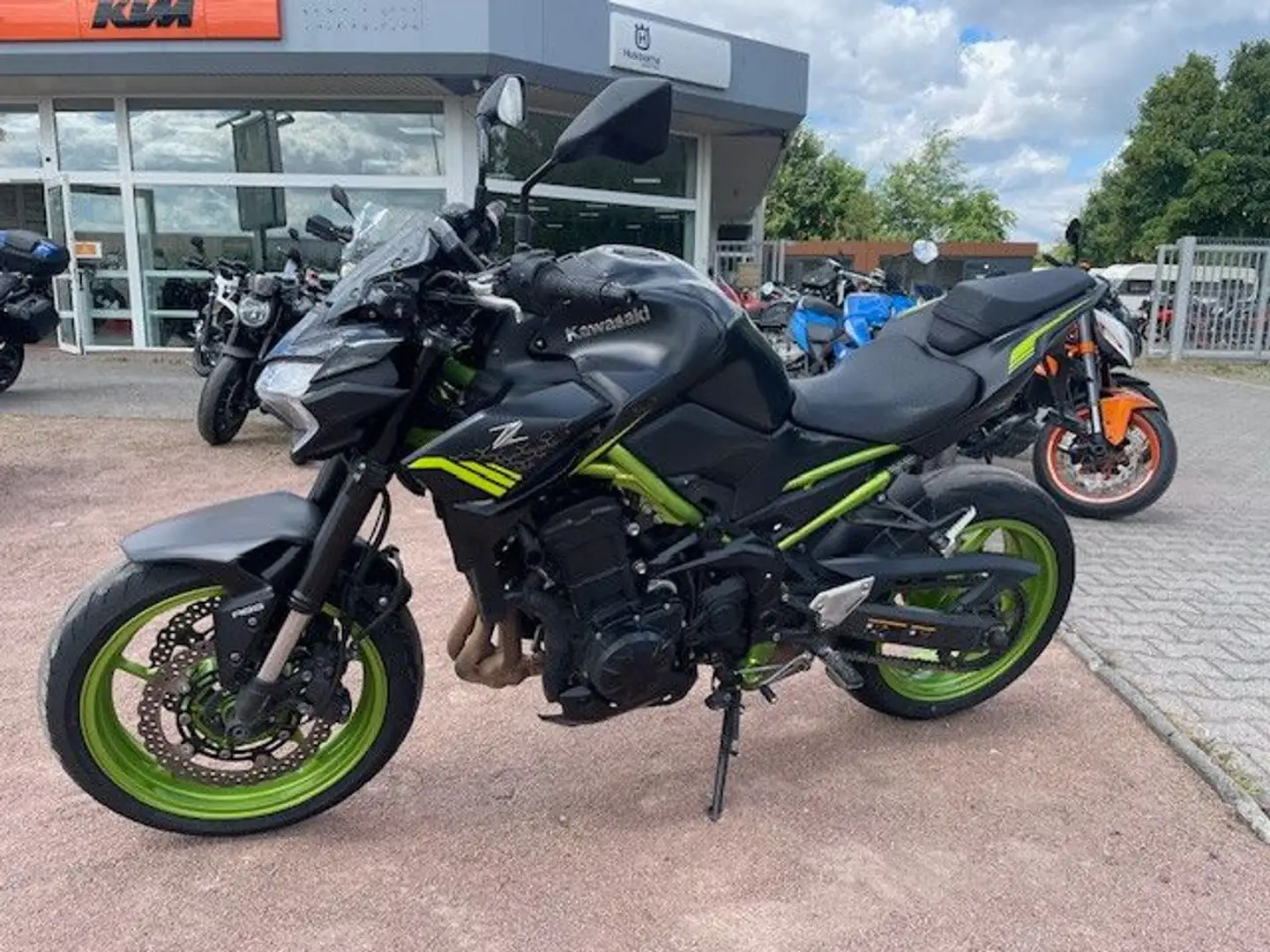 Kawasaki Z 900 Groen - 2