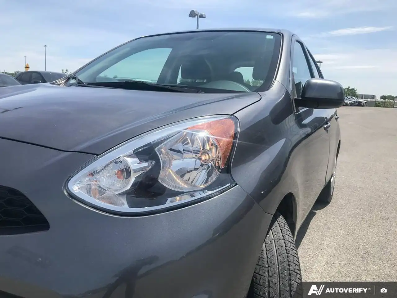Nissan Micra снимка Nissan Micra