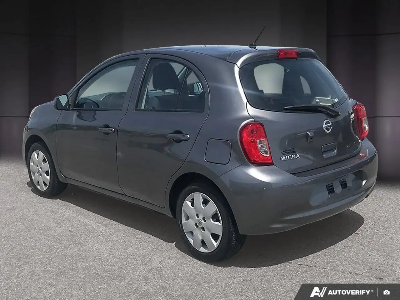 Nissan Micra снимка Nissan Micra