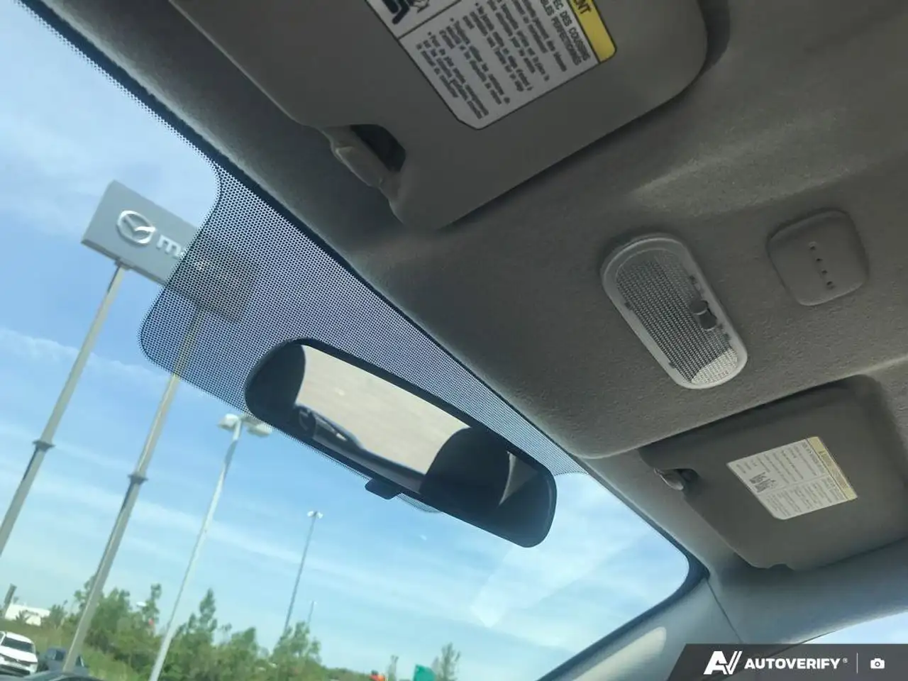 Nissan Micra снимка Nissan Micra