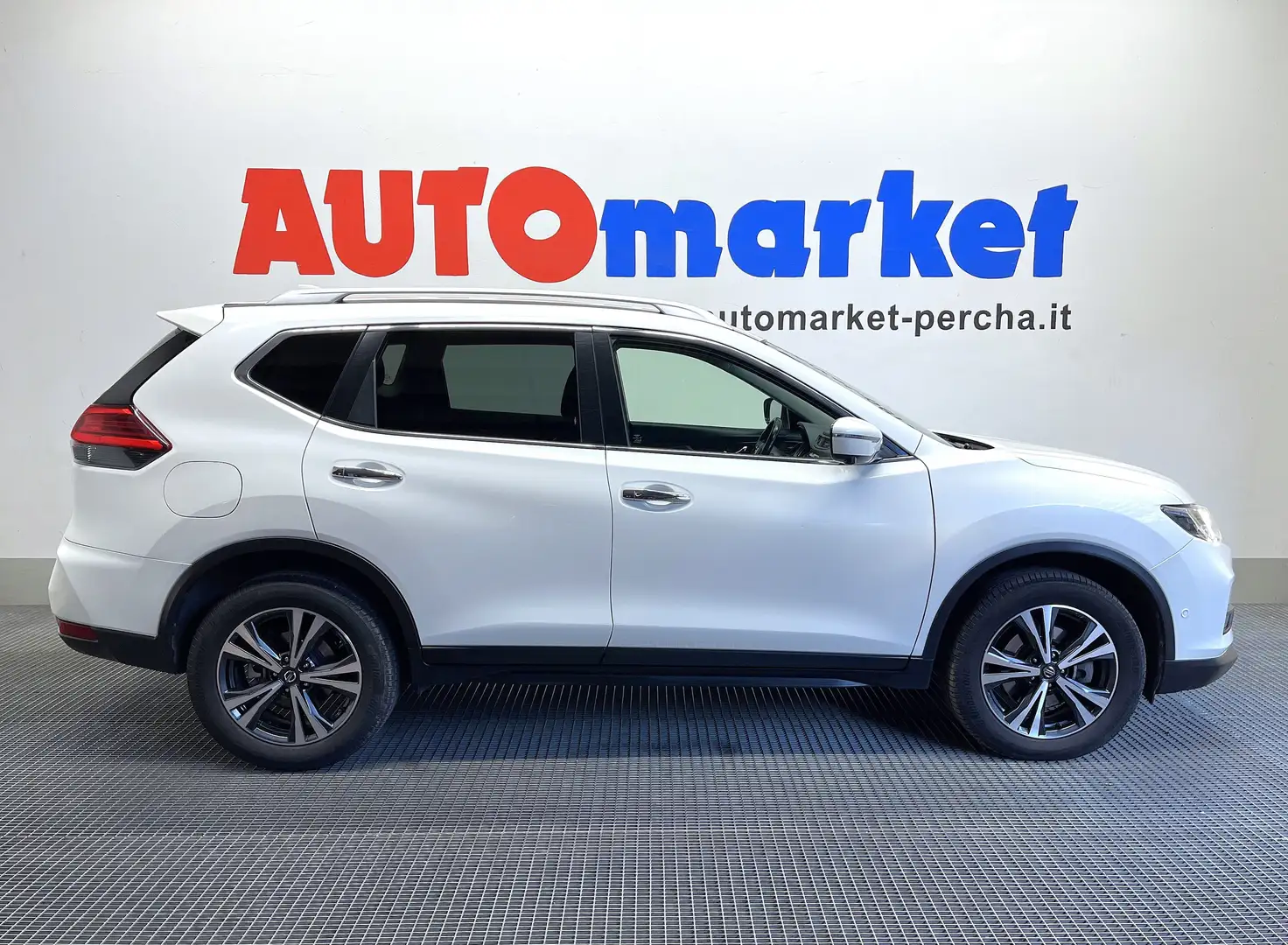 Nissan X-Trail 1.7 dci Tekna 4wd x-tronic Blanc - 1