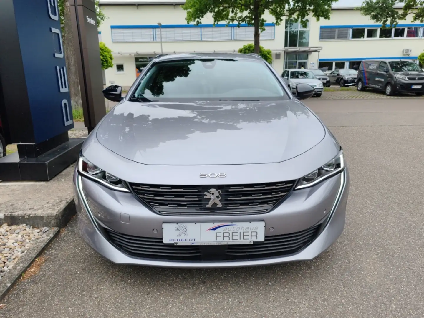 Peugeot 508 SW Hybrid 225 Allure Pack Plug-In EU6d Navi ACC Ap Grau - 2