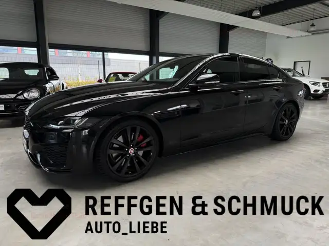 Jaguar XE R-DYNAMIC BLACK LEDER+NAV+MERIDIAN+VIRTUAL+AC