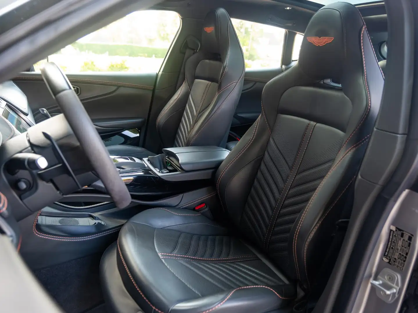 Aston Martin DBX 4.0 V8 707 | Volleder | Carbon | Nw. Pr 360k Gris - 2