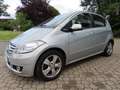 Mercedes-Benz A 160 CDI Avantgarde *Automatik*2.Hand*Bi-Xenon*PDC*SHZ* Silber - thumbnail 2