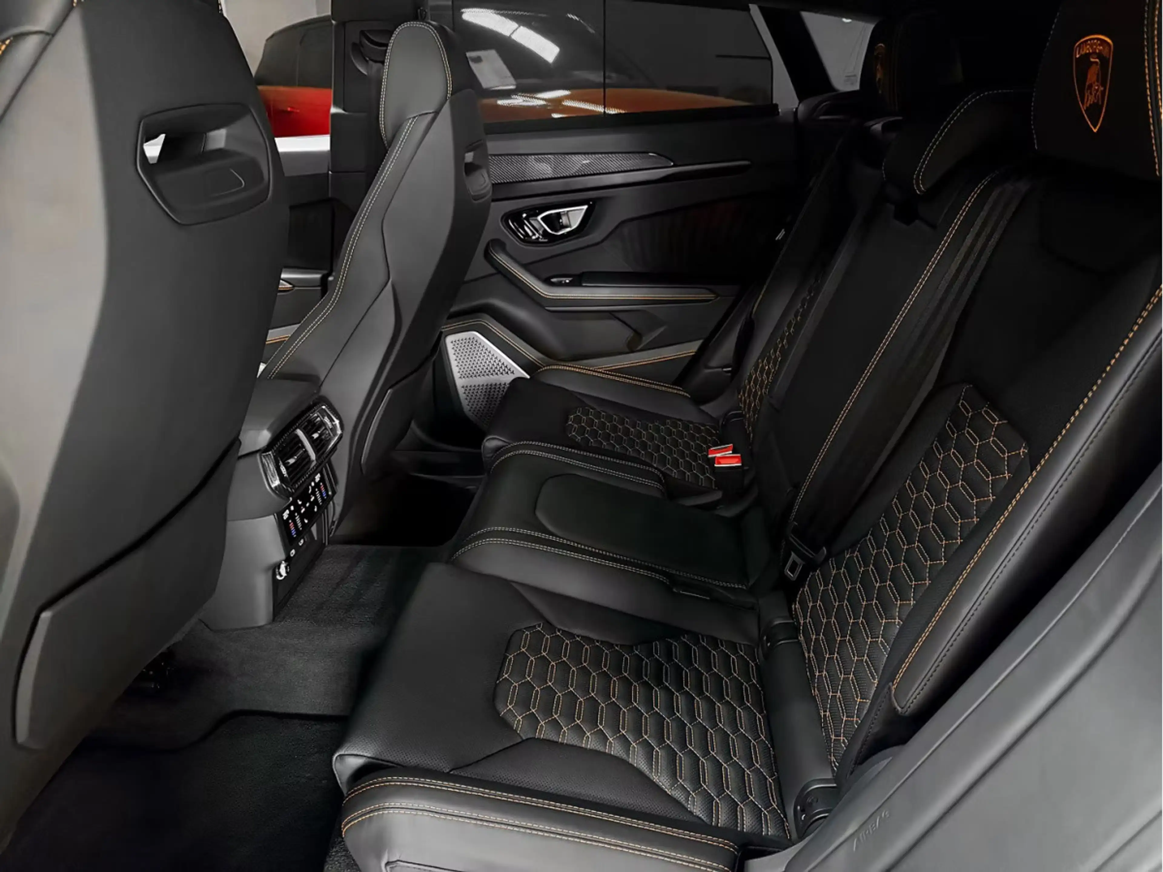 Lamborghini Urus FULL PPF / B&O 3D / FULL CARBON / WARRANTY 2027 / — photo 14