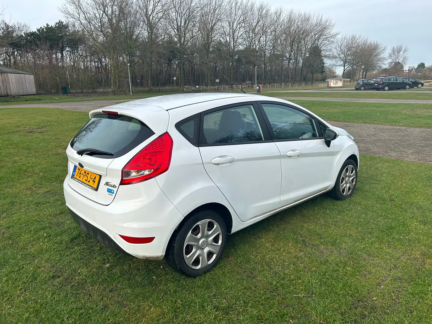 Ford Fiesta 1.25 Limited Wit - 2