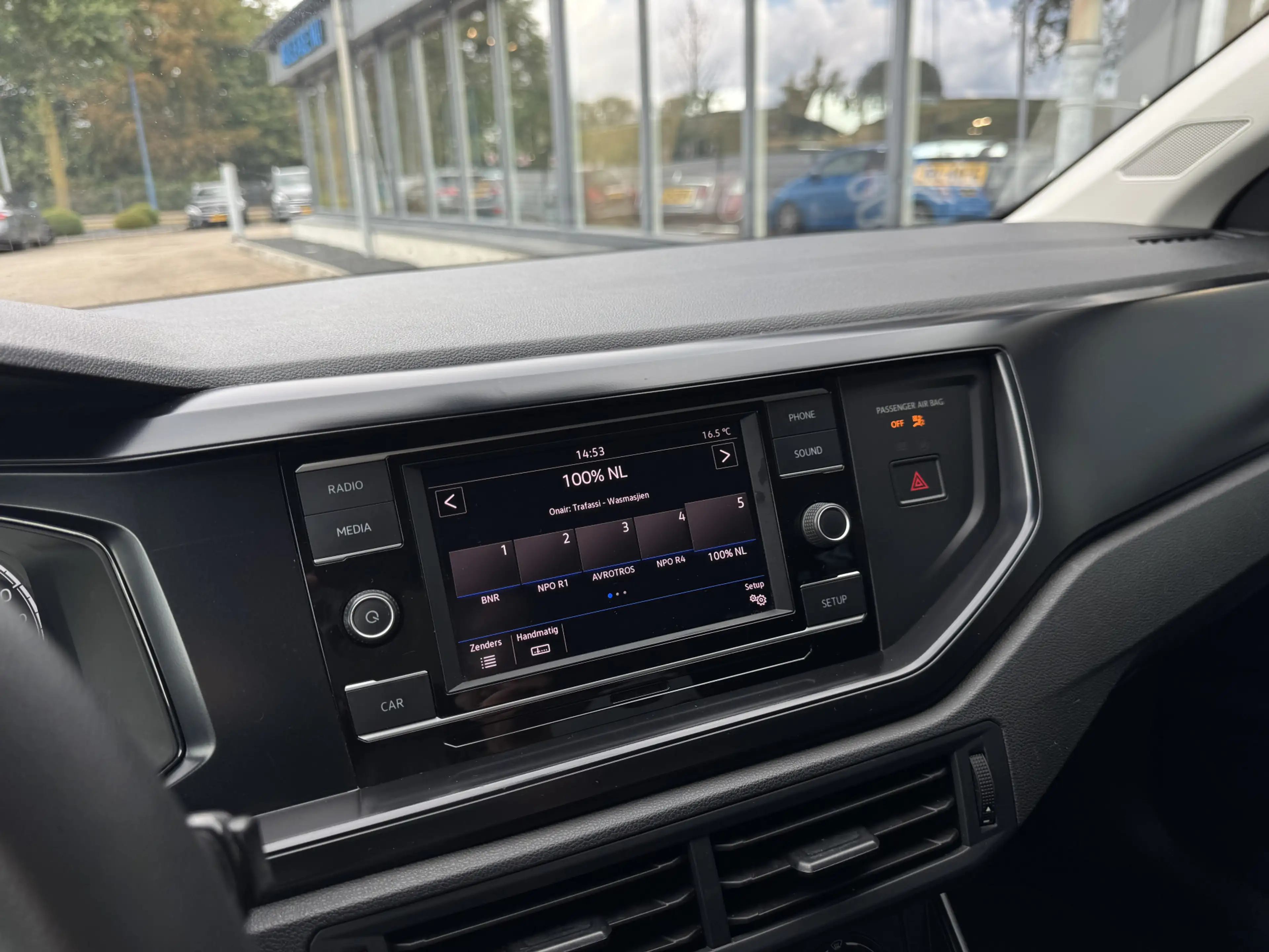 Volkswagen Polo 1.0 MPI Comfortline — photo 12