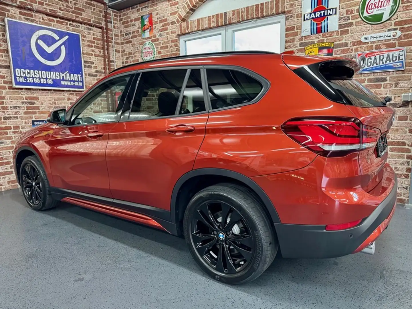 BMW X1 X1 20dA 2.0 190cv Auto xDrive SPORT-LINE Orange - 2