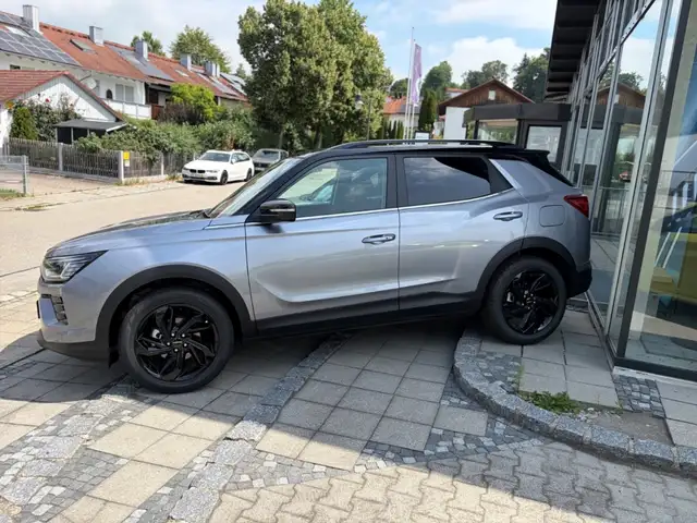 KGM Korando view 2