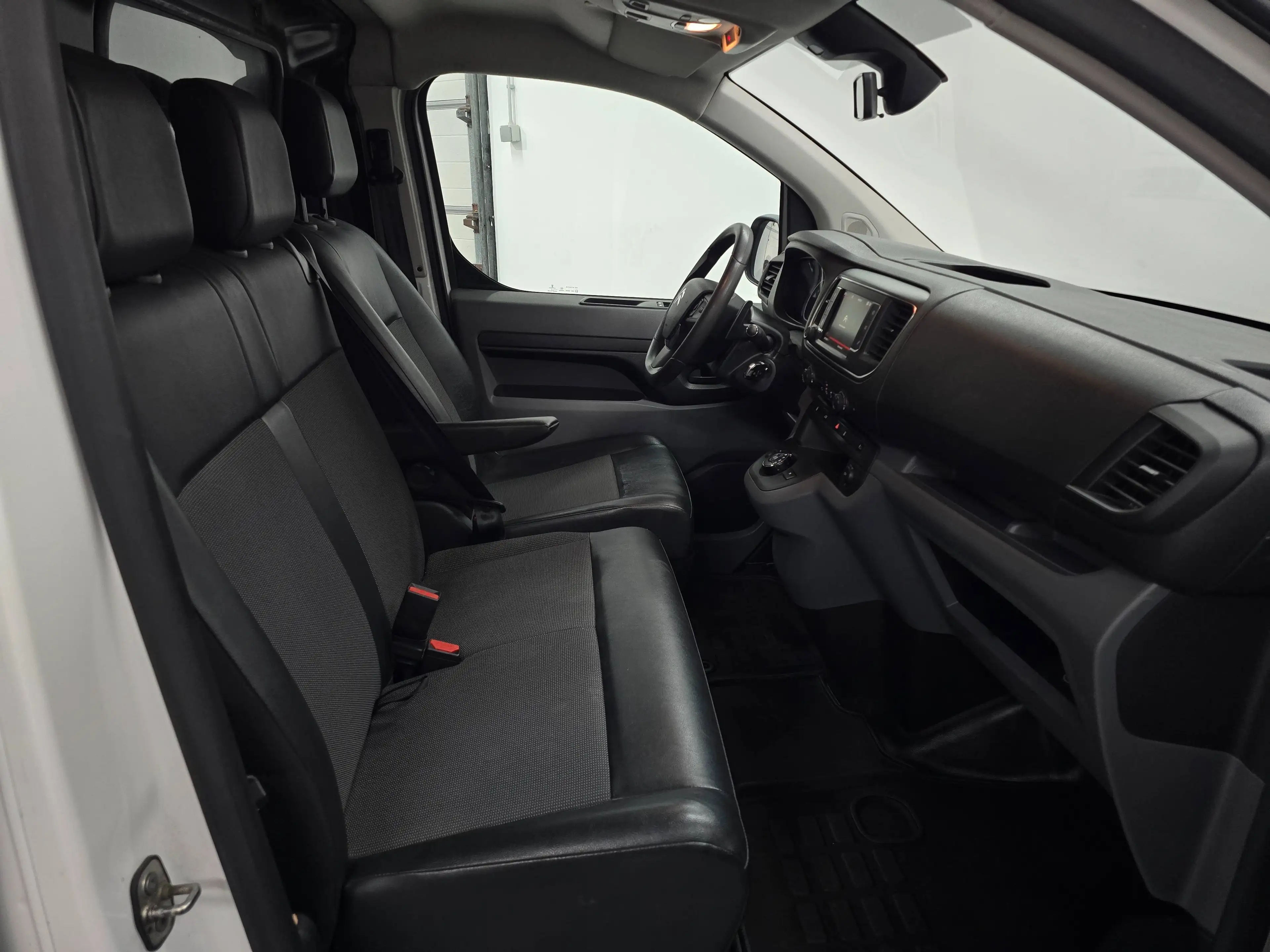 Citroen Jumpy 2.0HDI | Euro6 | Boîte Auto | Caméra | Apple Carplay | GARANTIE 12M — photo 9