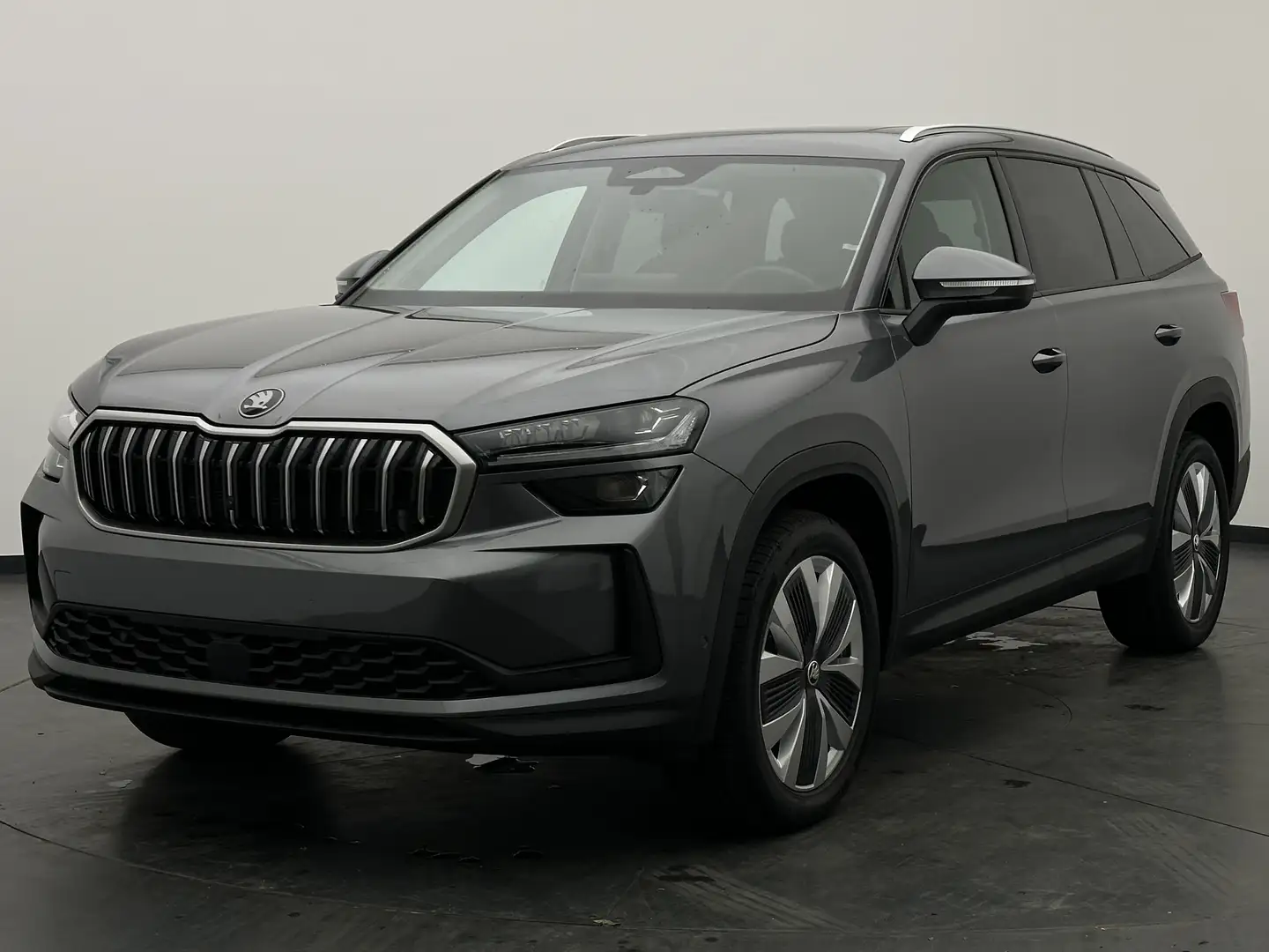Skoda Kodiaq Kodiaq 2.0 TDI 4x4 DSG+PANO+MATRIX+AHK+7-SITZER Grau - 2